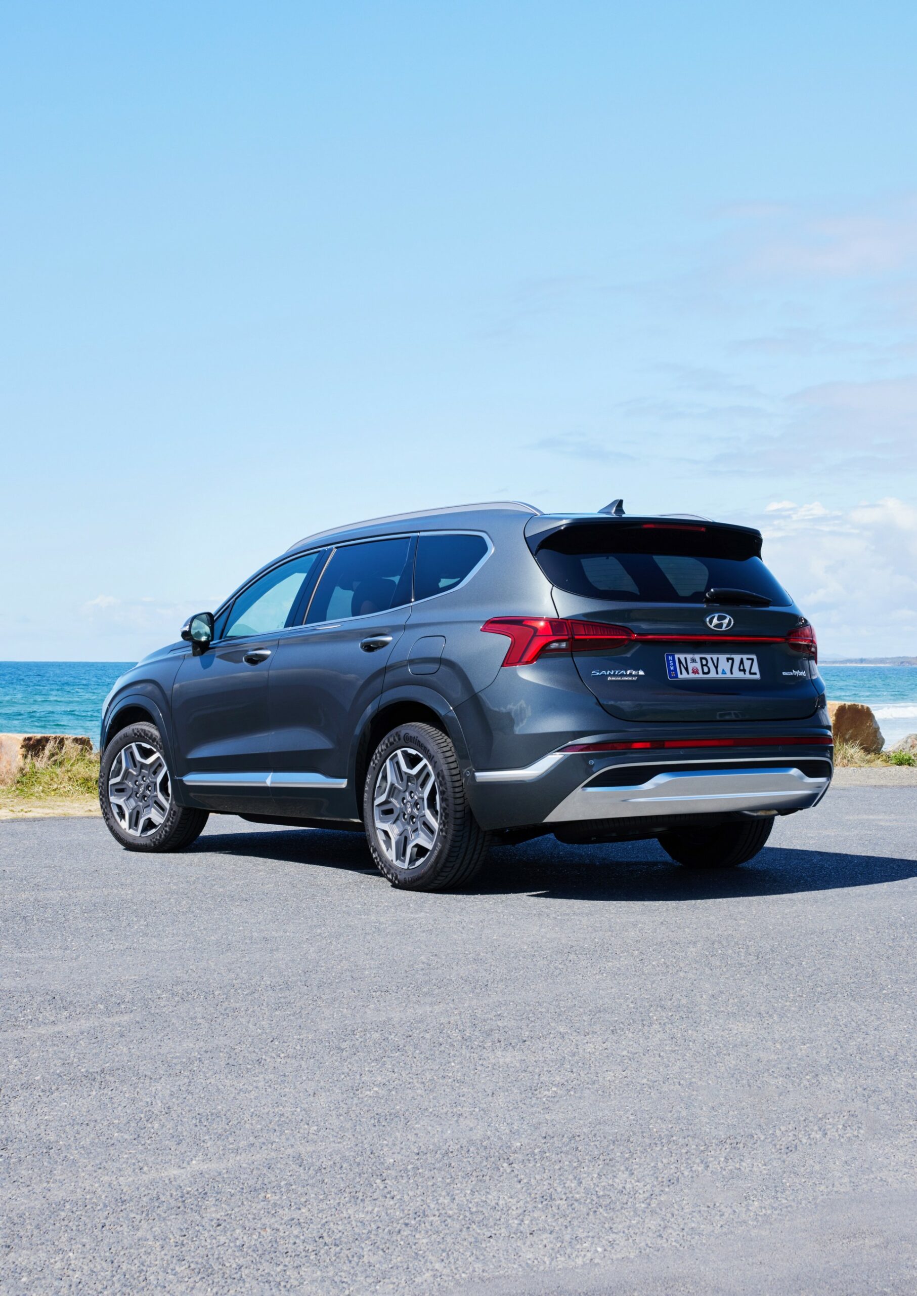 2023 Hyundai Santa Fe Hybrid Has More Torque Than 3.5-Liter V6 And More Power Than Turbo-Diesel