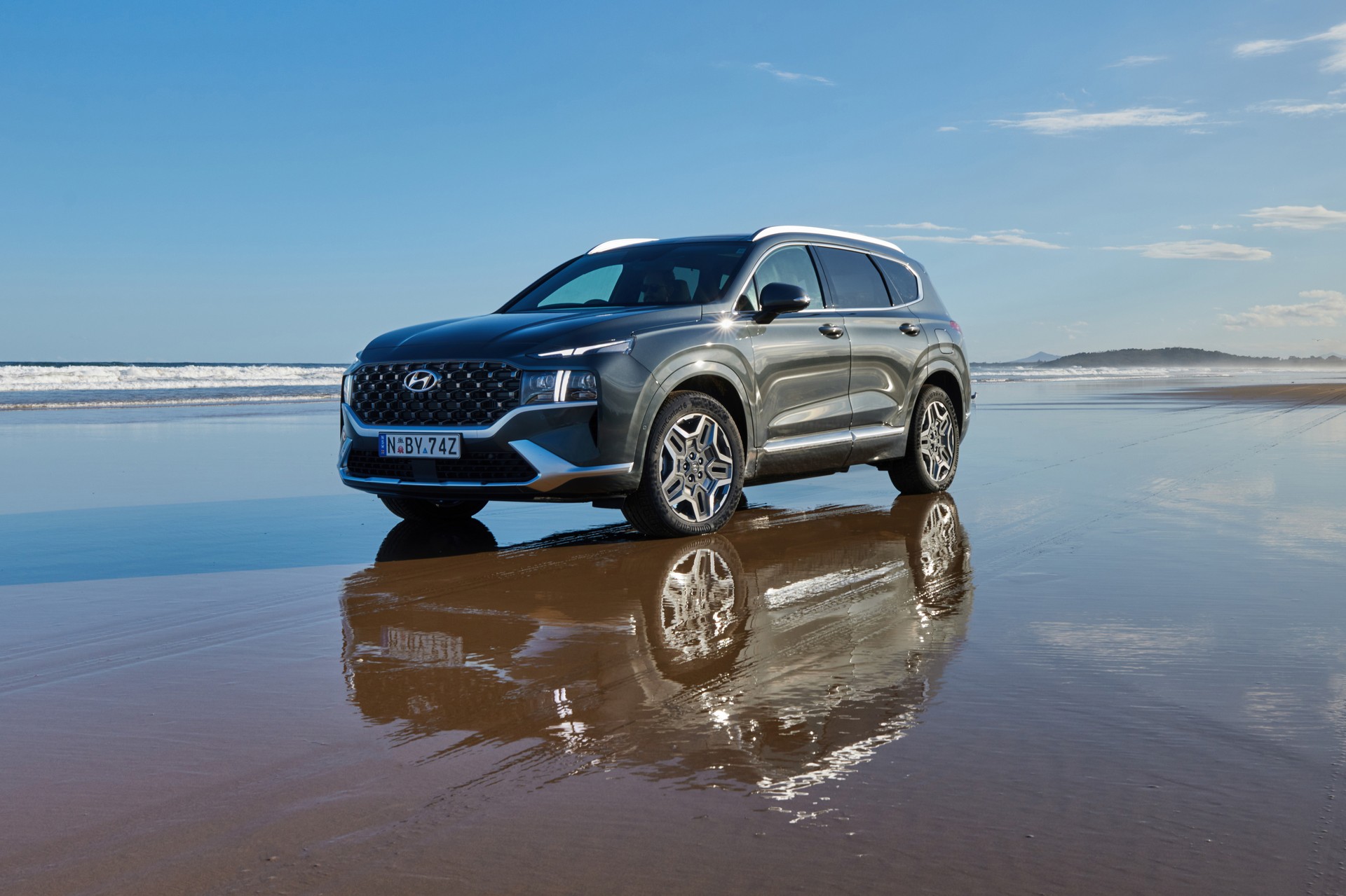 2023 Hyundai Santa Fe Hybrid Has More Torque Than 3.5-Liter V6 And More Power Than Turbo-Diesel