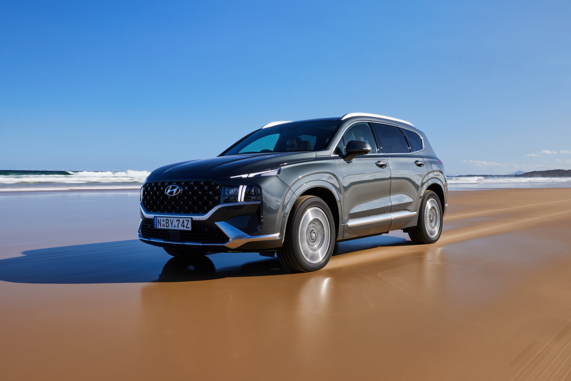 2023 Hyundai Santa Fe Hybrid Has More Torque Than 3.5-Liter V6 And More Power Than Turbo-Diesel