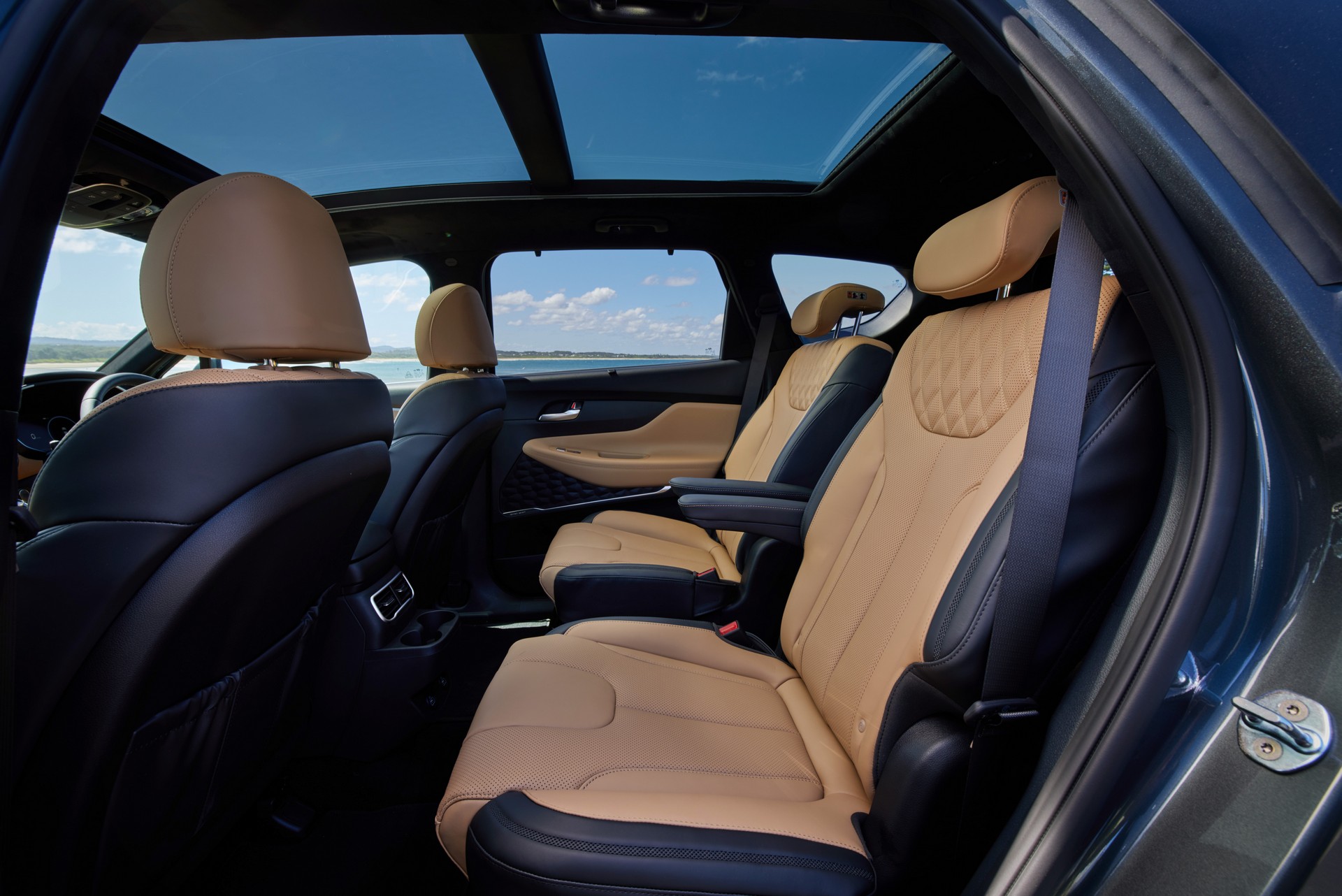 2023 Hyundai Santa Fe Hybrid Has More Torque Than 3.5-Liter V6 And More Power Than Turbo-Diesel