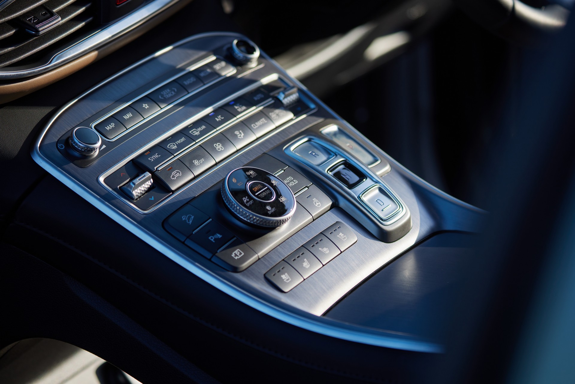 2023 Hyundai Santa Fe Hybrid Has More Torque Than 3.5-Liter V6 And More Power Than Turbo-Diesel