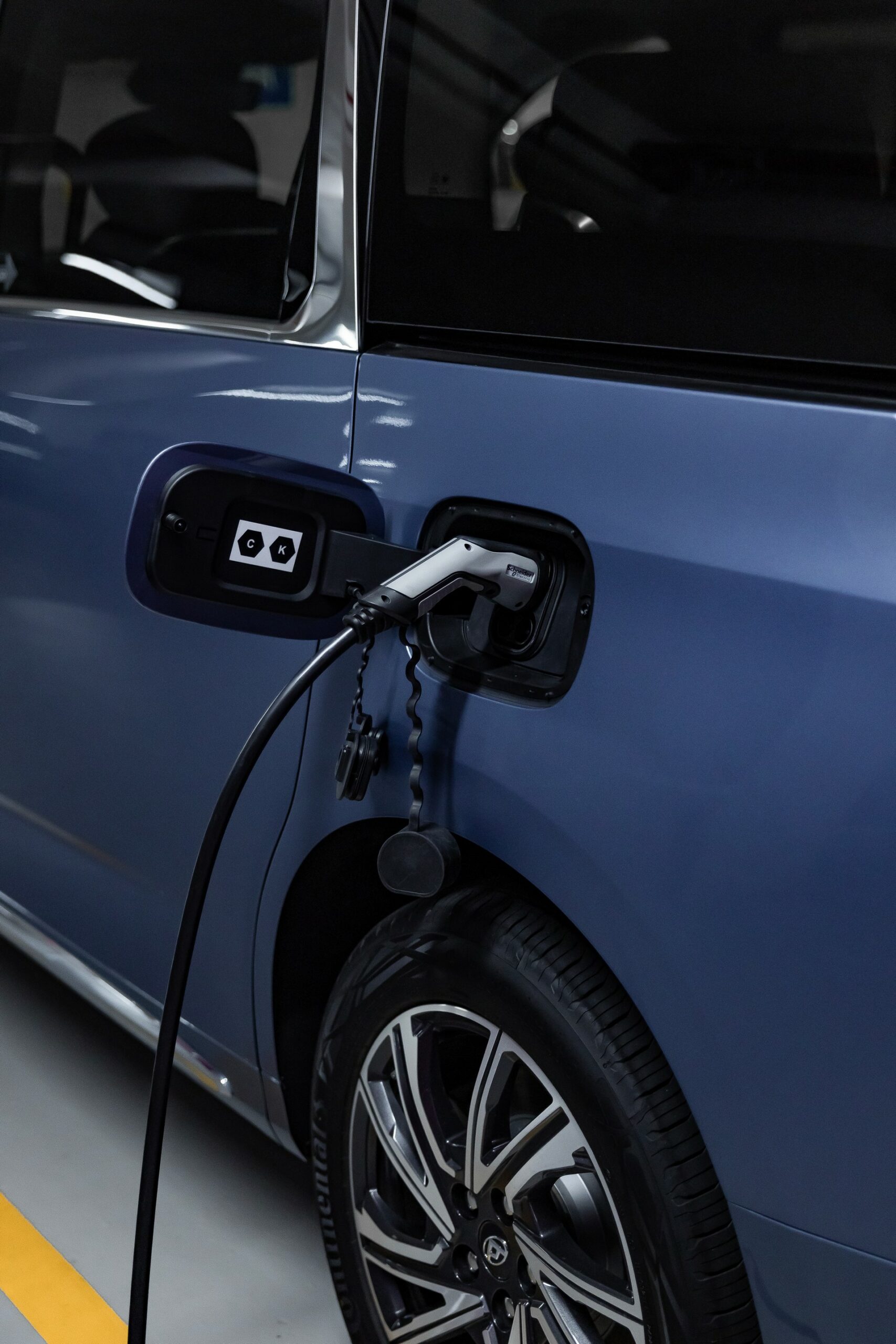 2023 LDV Mifa 9 Is Australia’s Newest Electric Luxury Minivan, Priced From AU$106,000