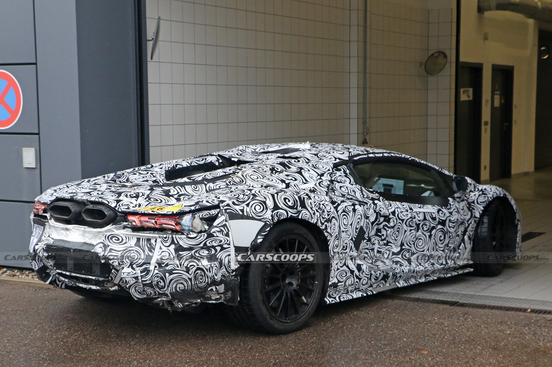 Lamborghini Aventador Replacement Reveals 8,500 RPM Redline In New Spy Shots