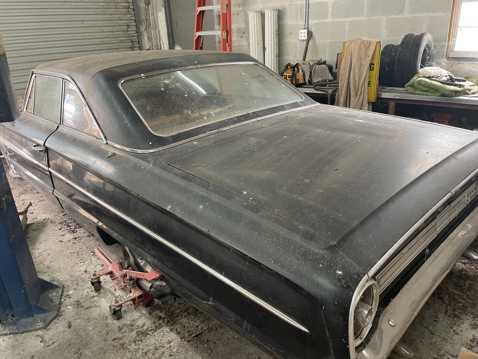 One Late Petrolhead’s Incredible Classic Car Collection Goes Up For Auction In Tampa