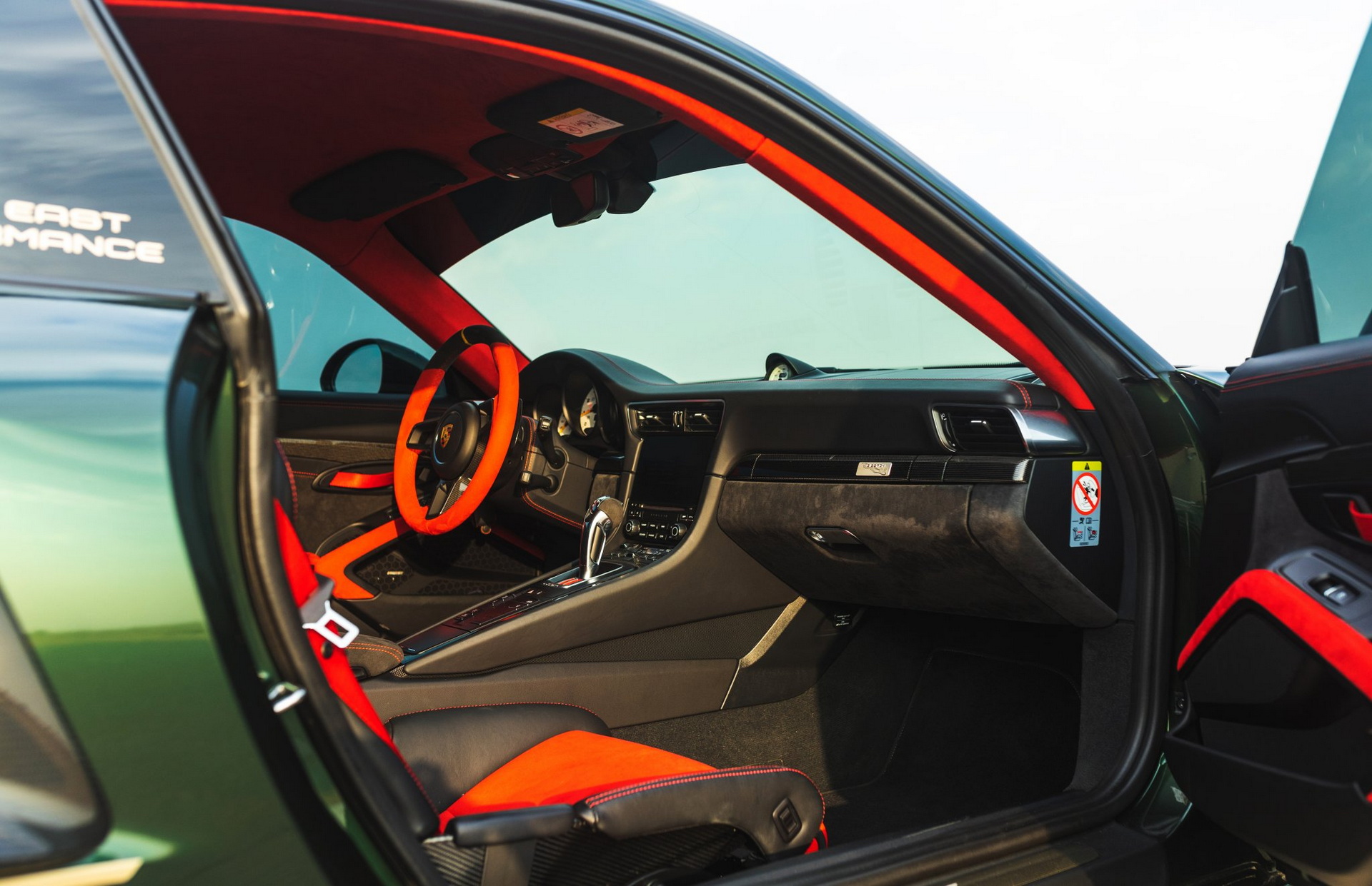 Manhart Takes The Porsche 911 GT2 RS To 932 HP, Adds More Carbon Fiber