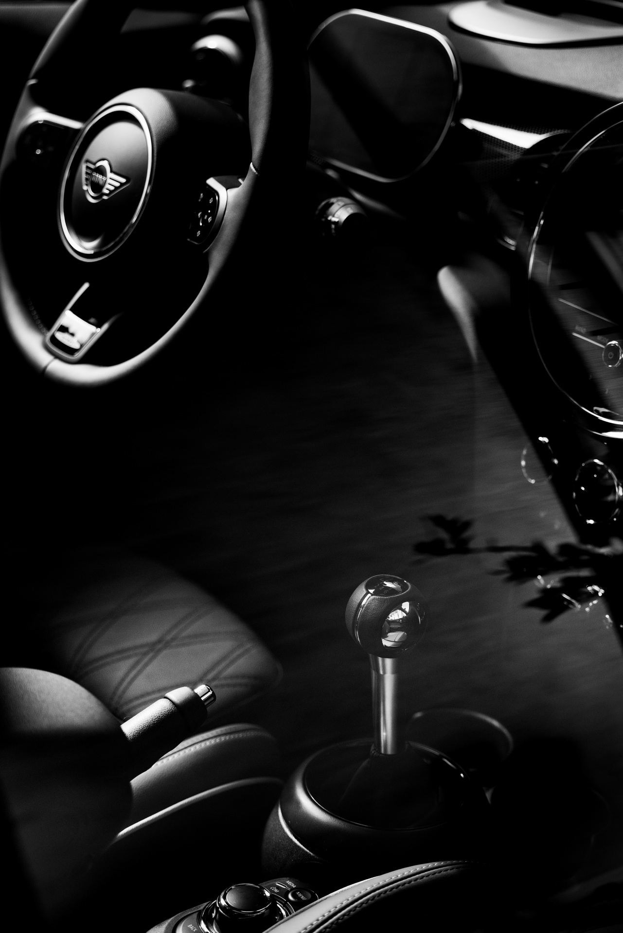 MINI Wants To Help US Drivers Learn How To Drive A Stick