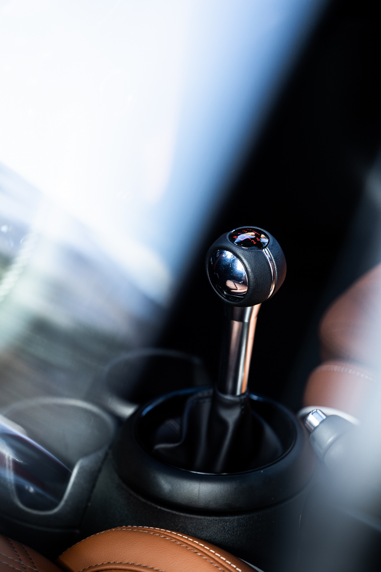 MINI Wants To Help US Drivers Learn How To Drive A Stick