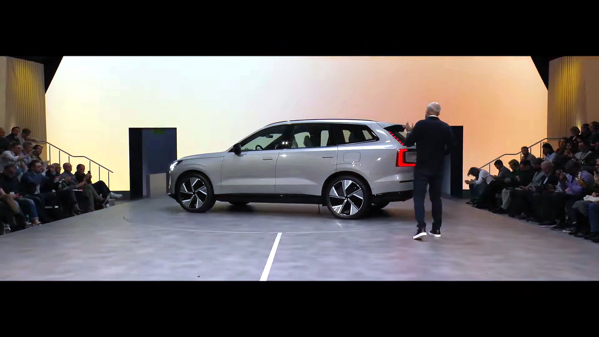 2024 Volvo EX90 Is A Polestar 3 Electric SUV Dressed For A Court Appearance