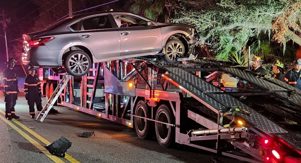  Nissan Altima Flies Onto Car Carrier Truck During Fast And Furious Style Stunt