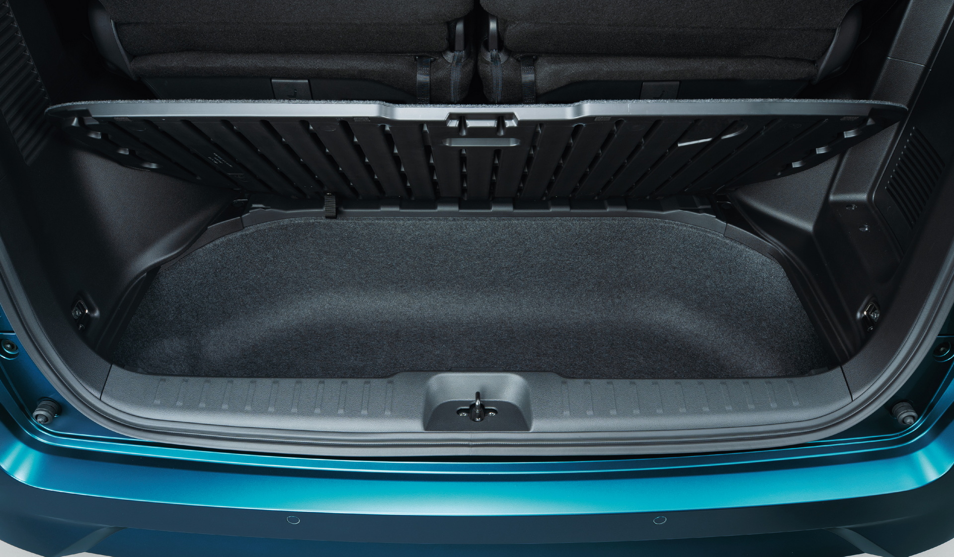 Nissan Serena Minivan Debuts In Japan With High-Tech And Practicality Features