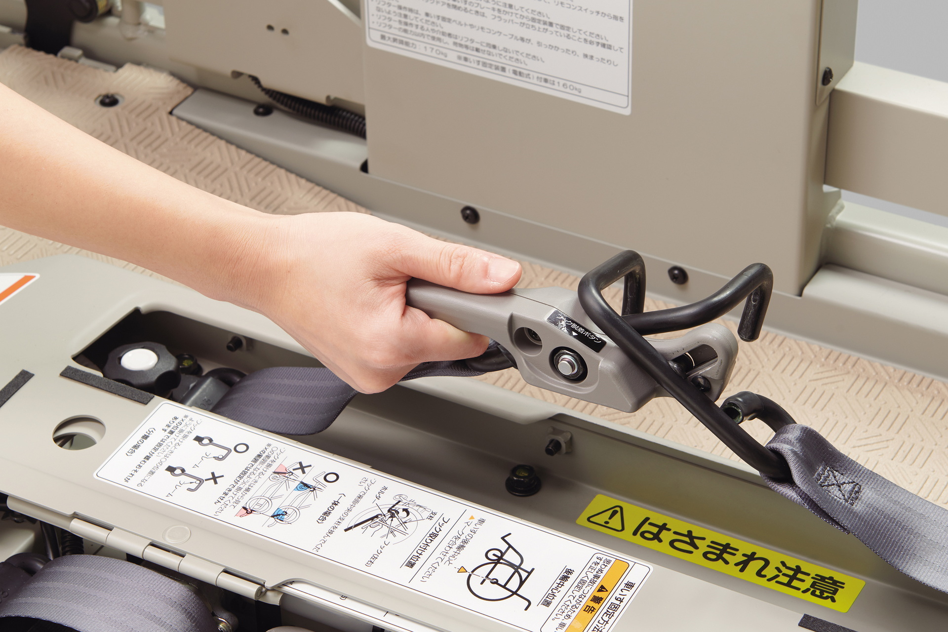 Nissan Serena Minivan Debuts In Japan With High-Tech And Practicality Features