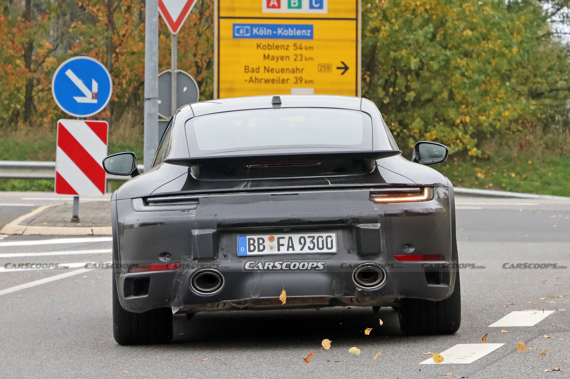 Do These New Spy Shots Reveal The Porsche 911 Dakar’s Air Suspension?