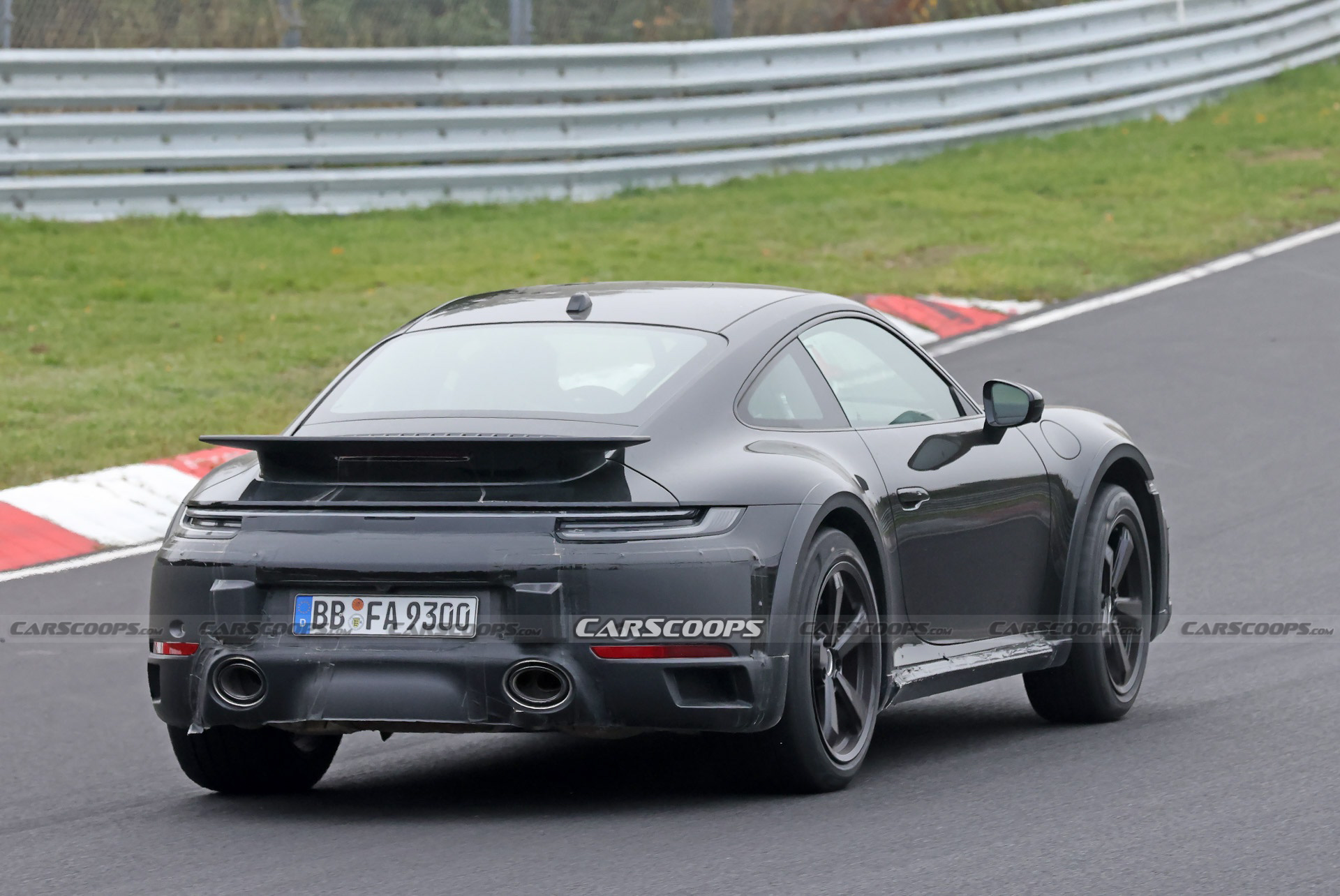 Do These New Spy Shots Reveal The Porsche 911 Dakar’s Air Suspension?