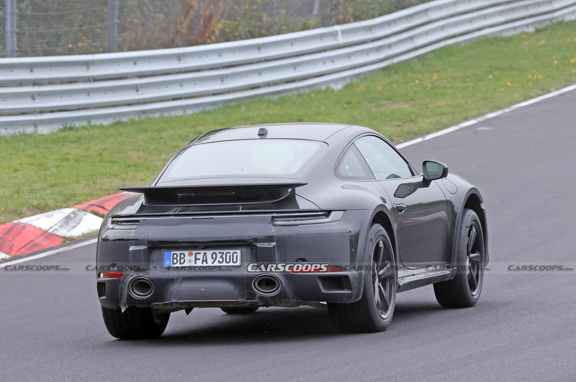 Do These New Spy Shots Reveal The Porsche 911 Dakar’s Air Suspension?