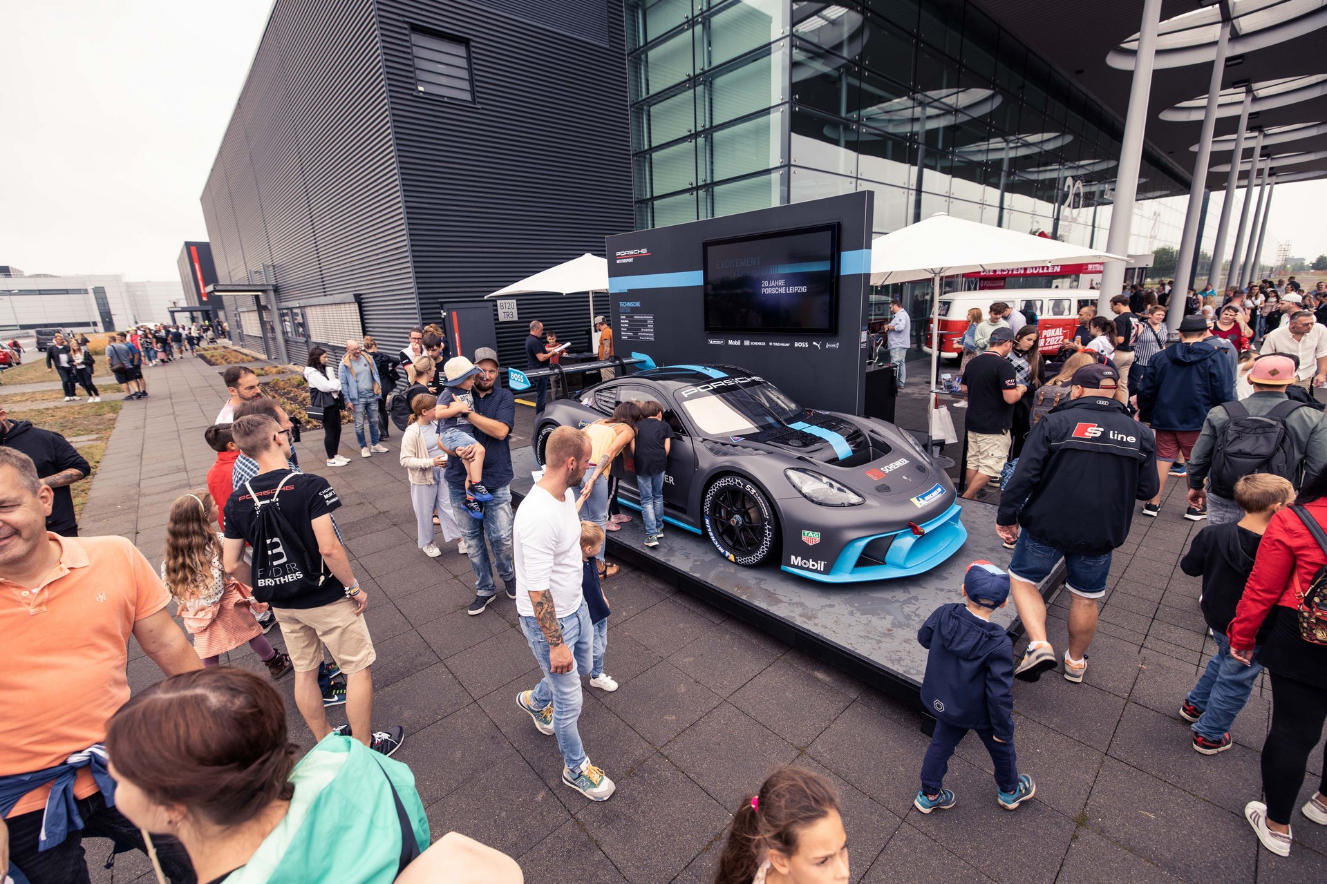 Porsche’s Cayman-Based GT4 e-Performance Is Heading Around The World