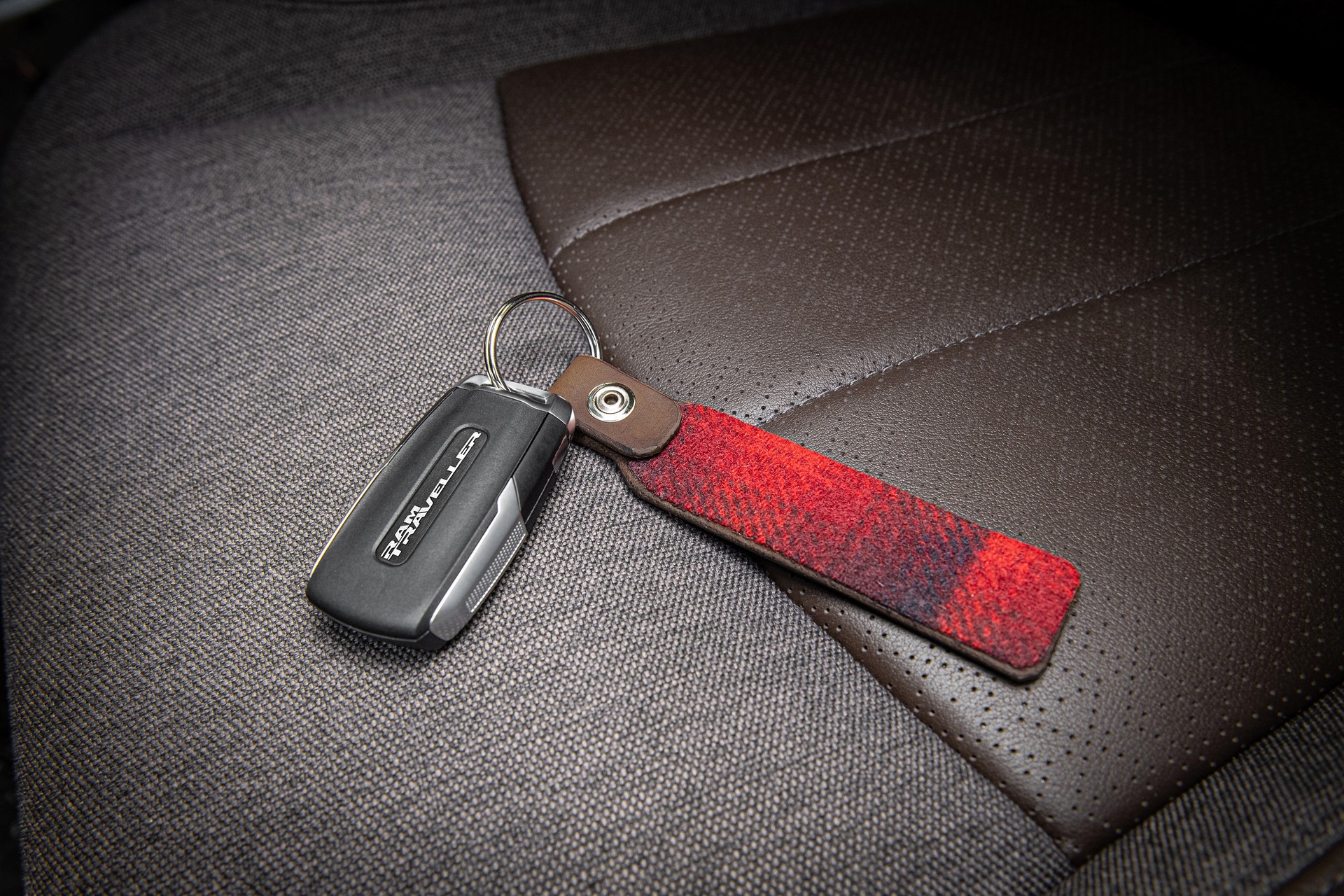 Ram And Chris Stapleton Reveal Retro-Inspired Traveller Truck With Hood Ornament And Upscale Interior