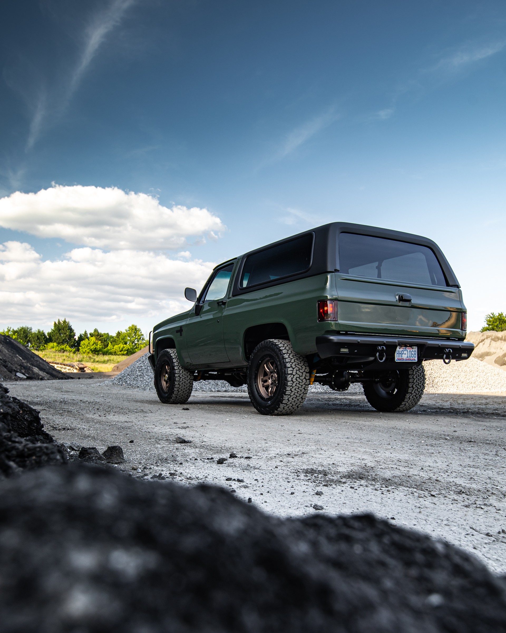 Retro Designs Creates The Perfect Chevy K5 Blazer, But It’ll Cost You A Fortune