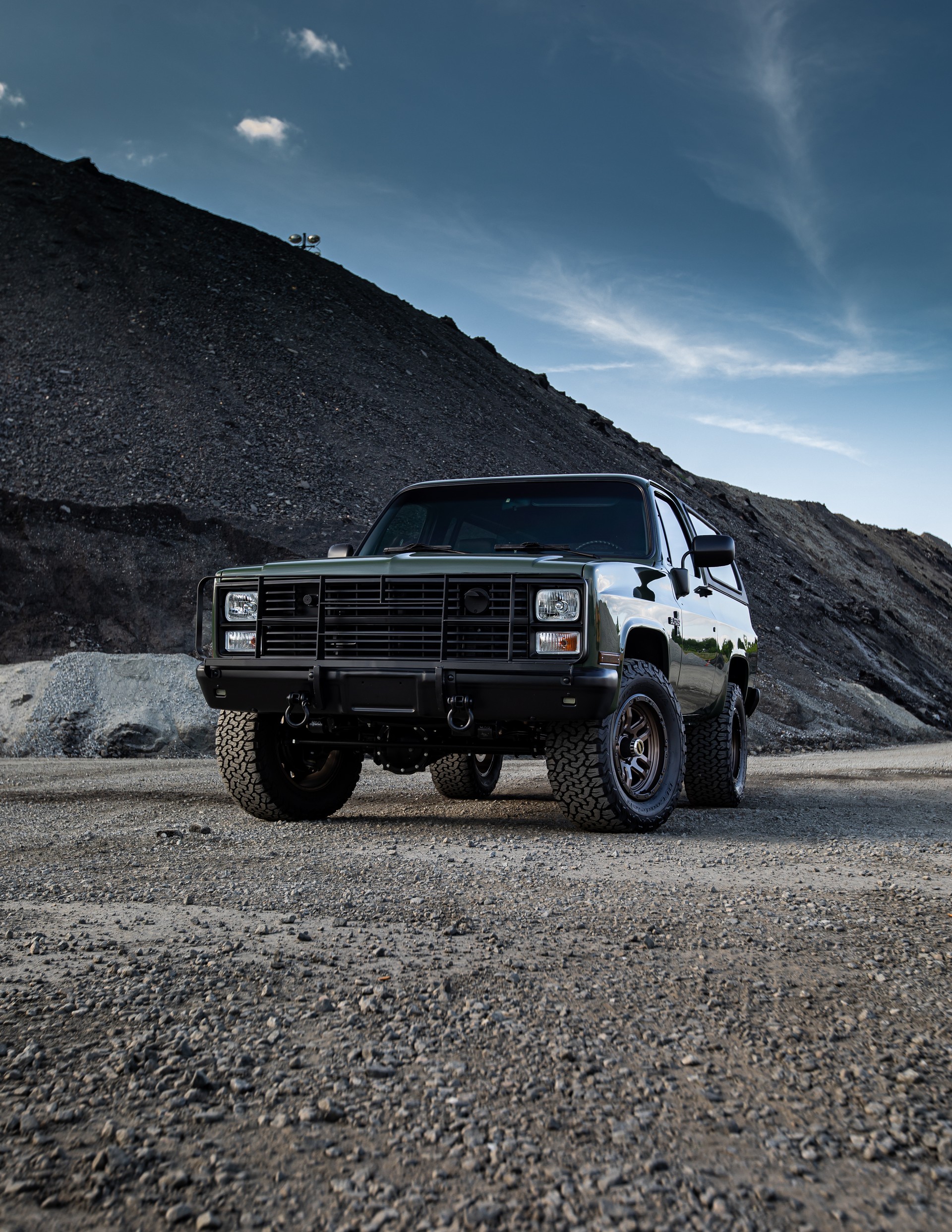 Retro Designs Creates The Perfect Chevy K5 Blazer, But It’ll Cost You A Fortune
