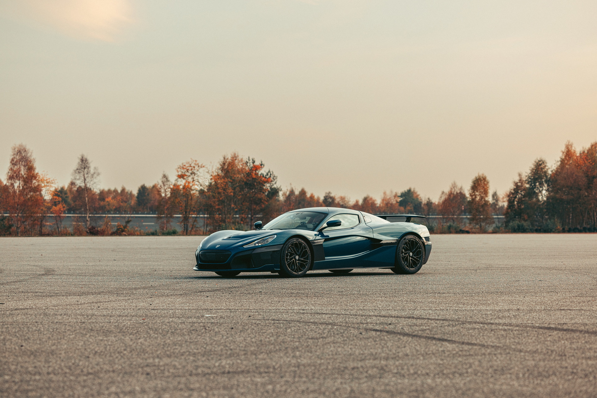 Rimac Nevera Breaks EV Top Speed Record With 256 MPH Run