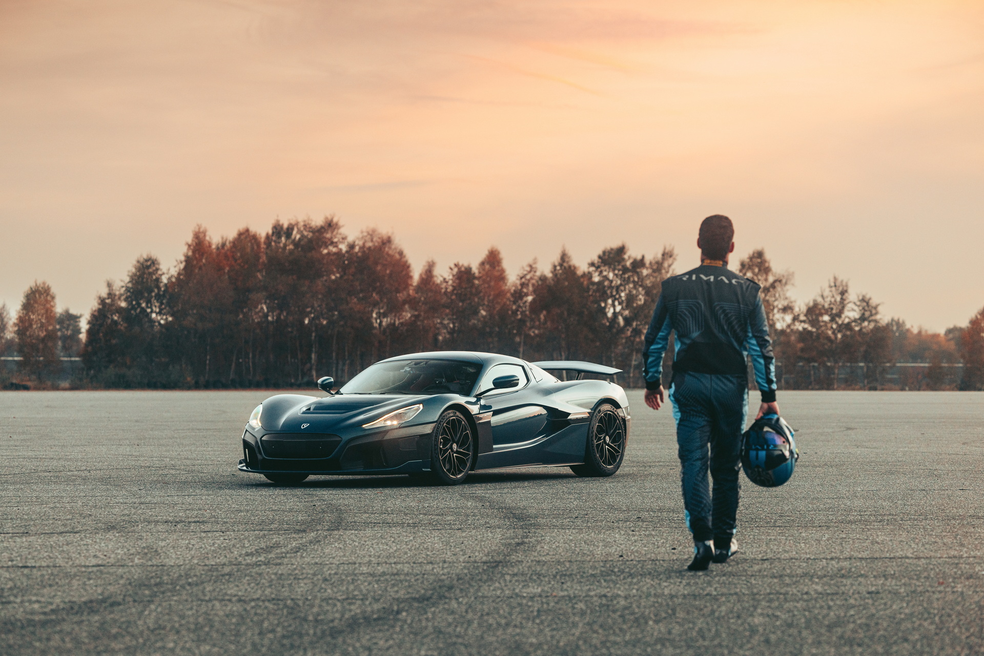 Rimac Nevera Breaks EV Top Speed Record With 256 MPH Run