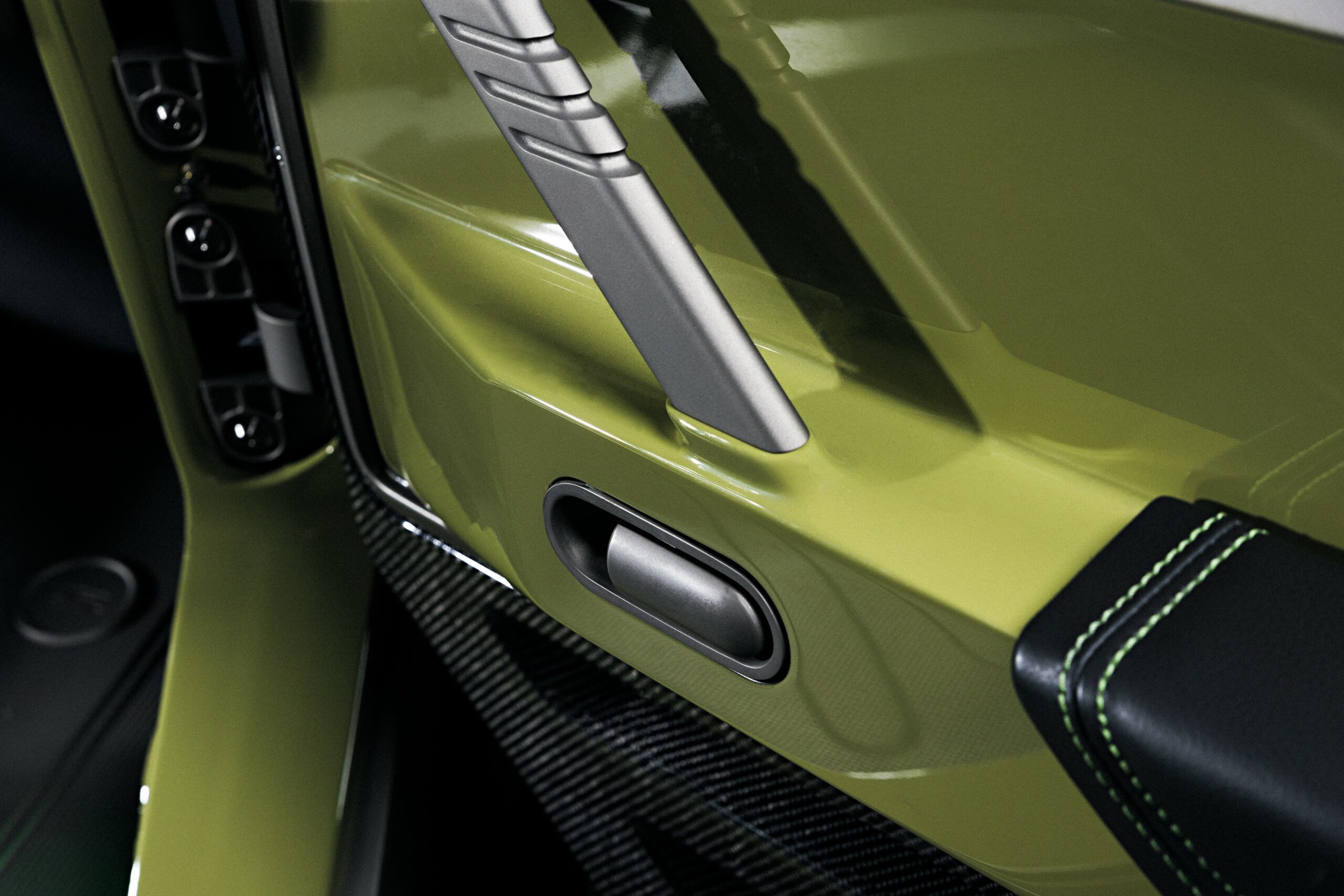 Ringbrothers Spent 10,000 Hours Creating The Ultimate Chevy Pickup