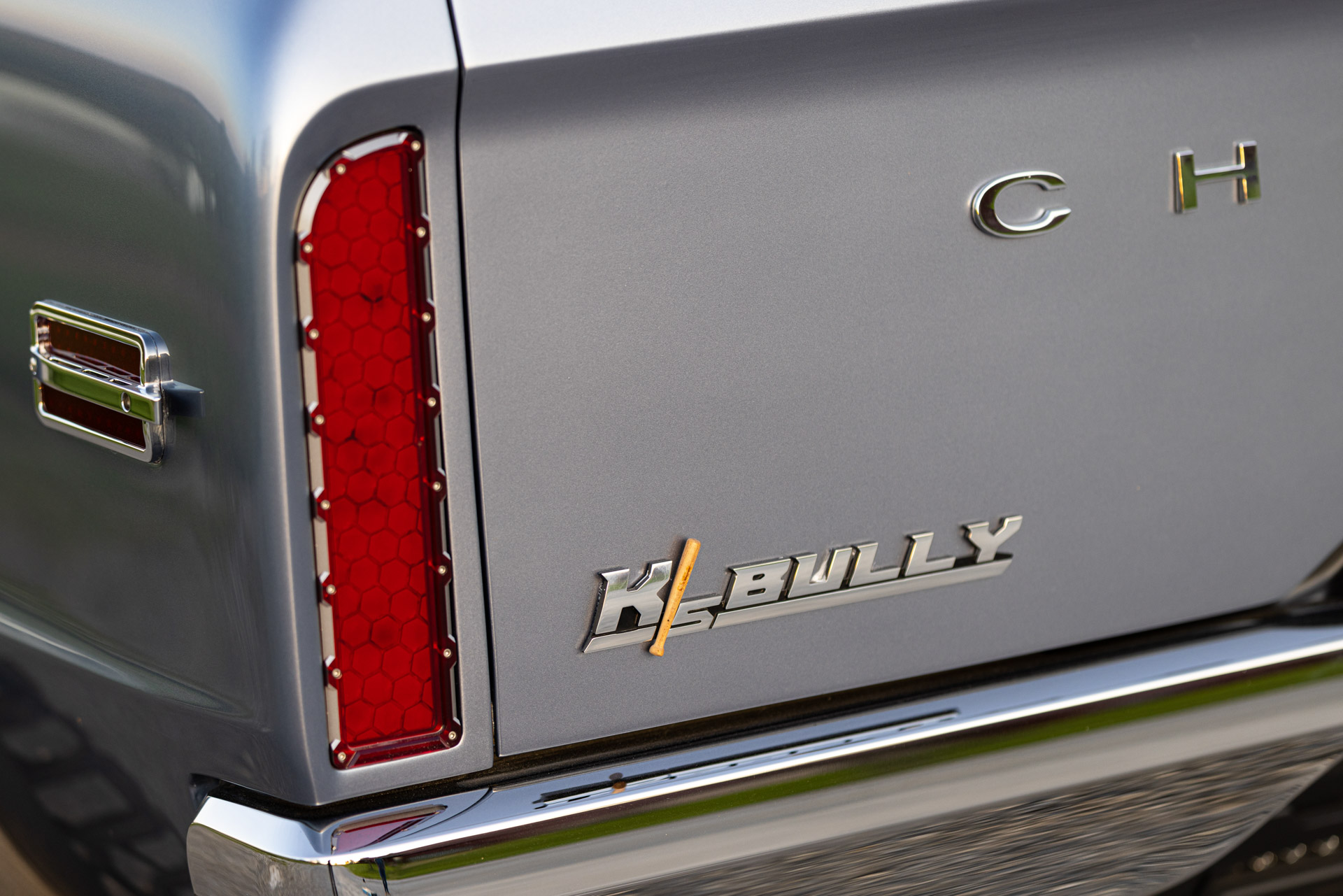 Ringbrothers 1,200-HP Chevy Blazer “Bully” Arrives At SEMA To Show The Bronco Who’s Boss