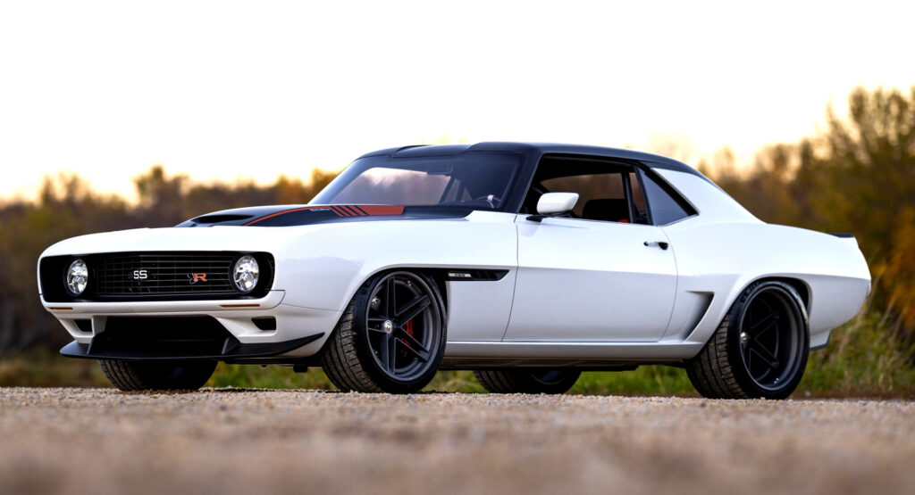  Ringbrothers ’69 STRODE Camaro Pushes The Limits With 1,010 HP And Carbon Fiber Body