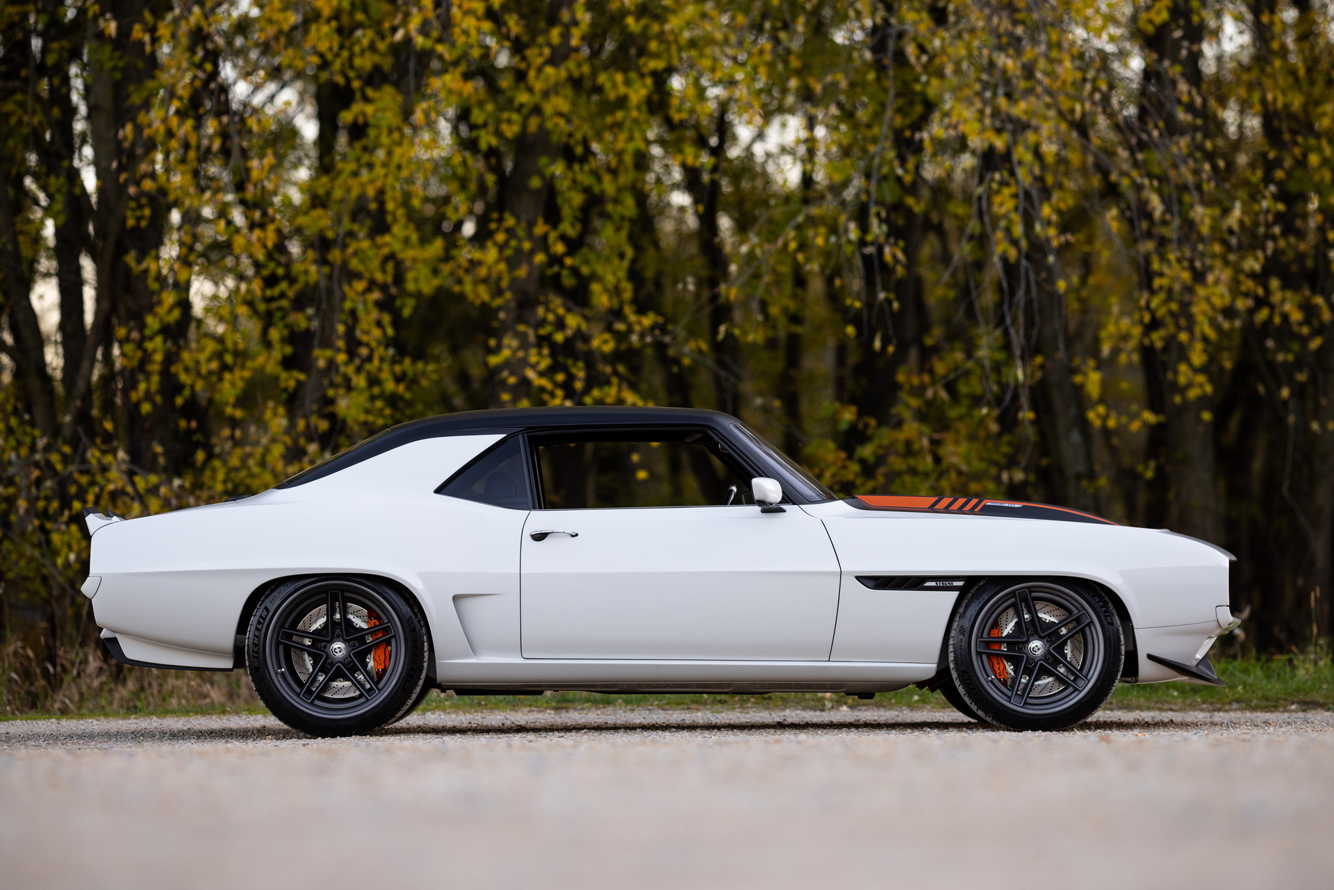 Ringbrothers ’69 STRODE Camaro Pushes The Limits With 1,010 HP And Carbon Fiber Body