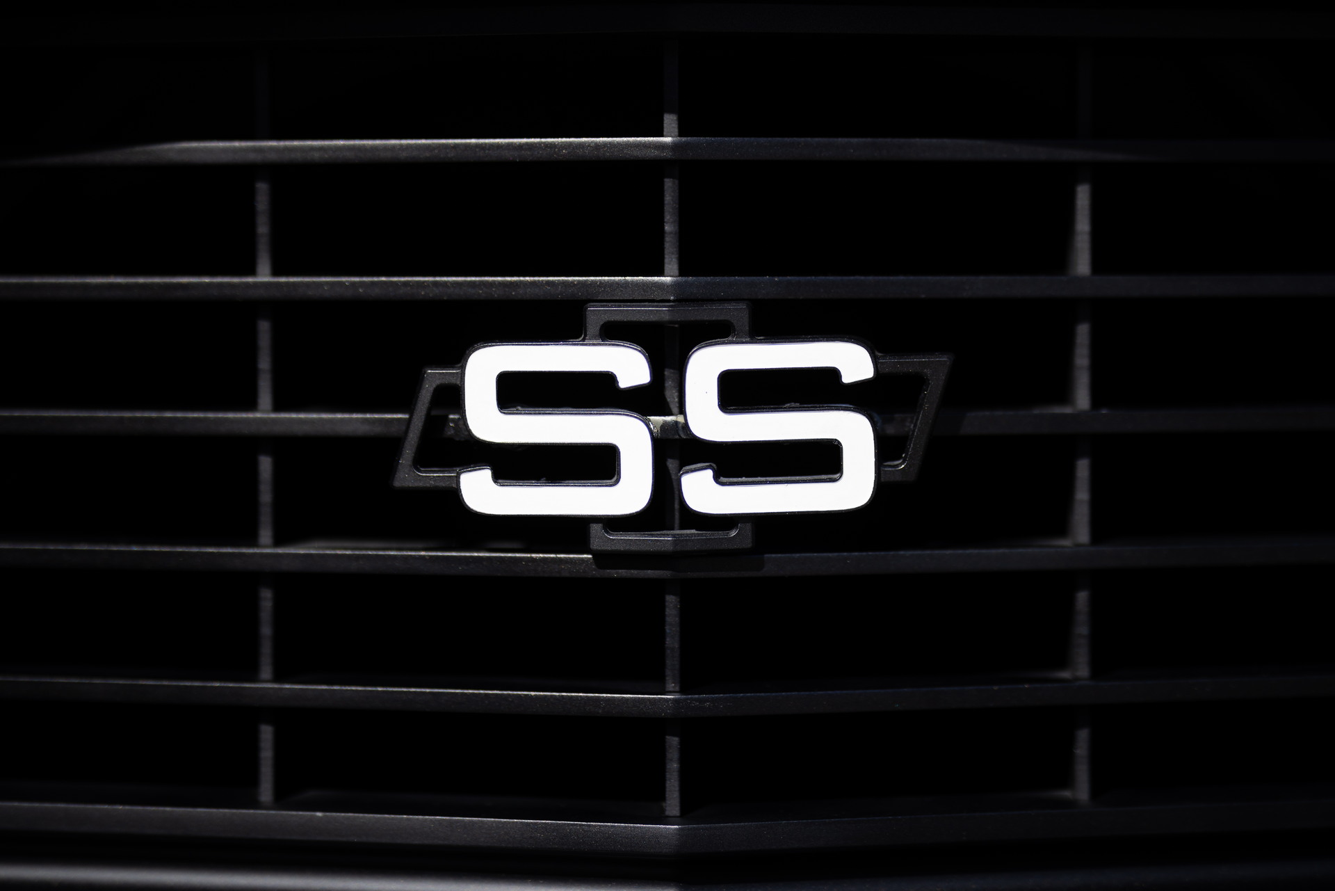 Ringbrothers ’69 STRODE Camaro Pushes The Limits With 1,010 HP And Carbon Fiber Body