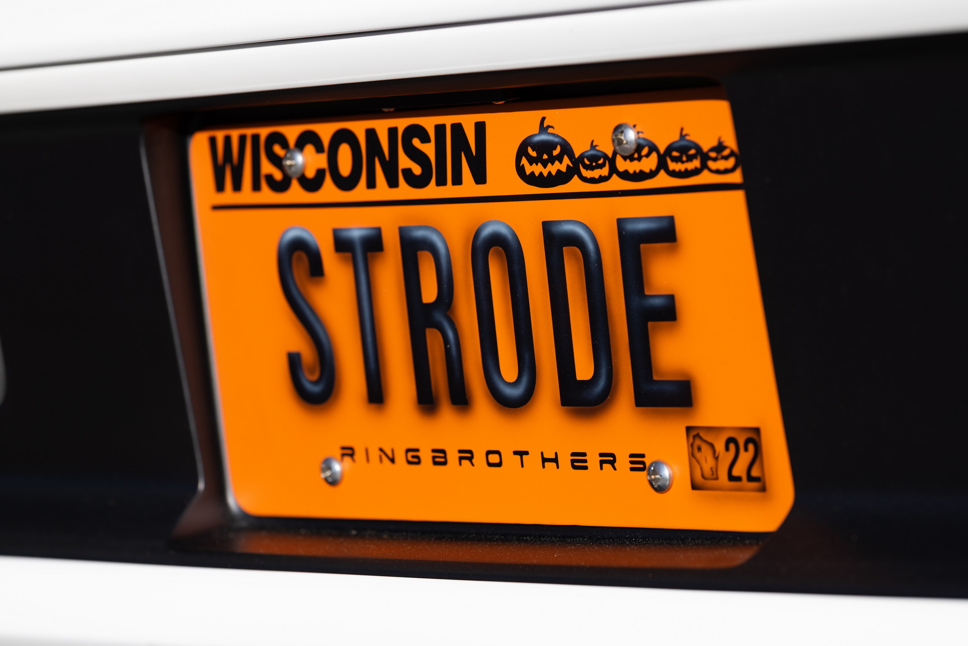 Ringbrothers ’69 STRODE Camaro Pushes The Limits With 1,010 HP And Carbon Fiber Body