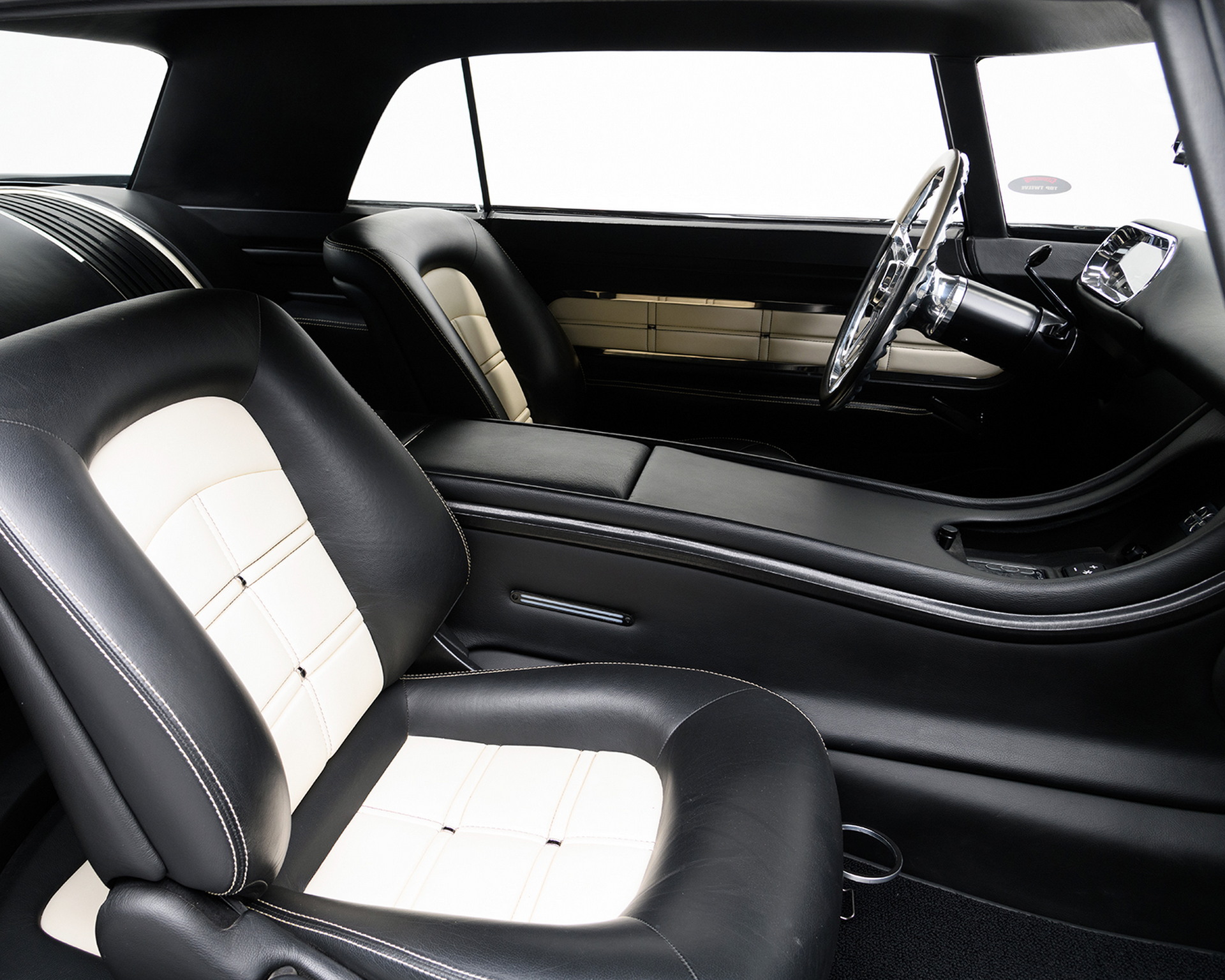 Custom 1956 Lincoln Continental With Over 850 HP Is One Classy Act