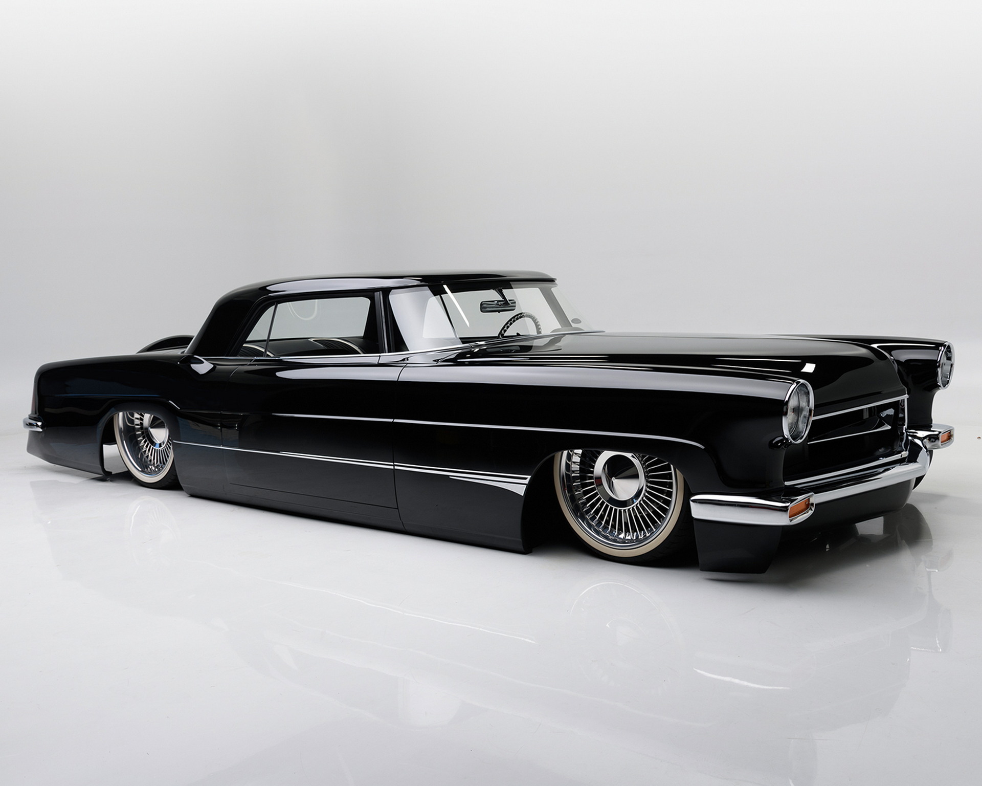 Custom 1956 Lincoln Continental With Over 850 HP Is One Classy Act