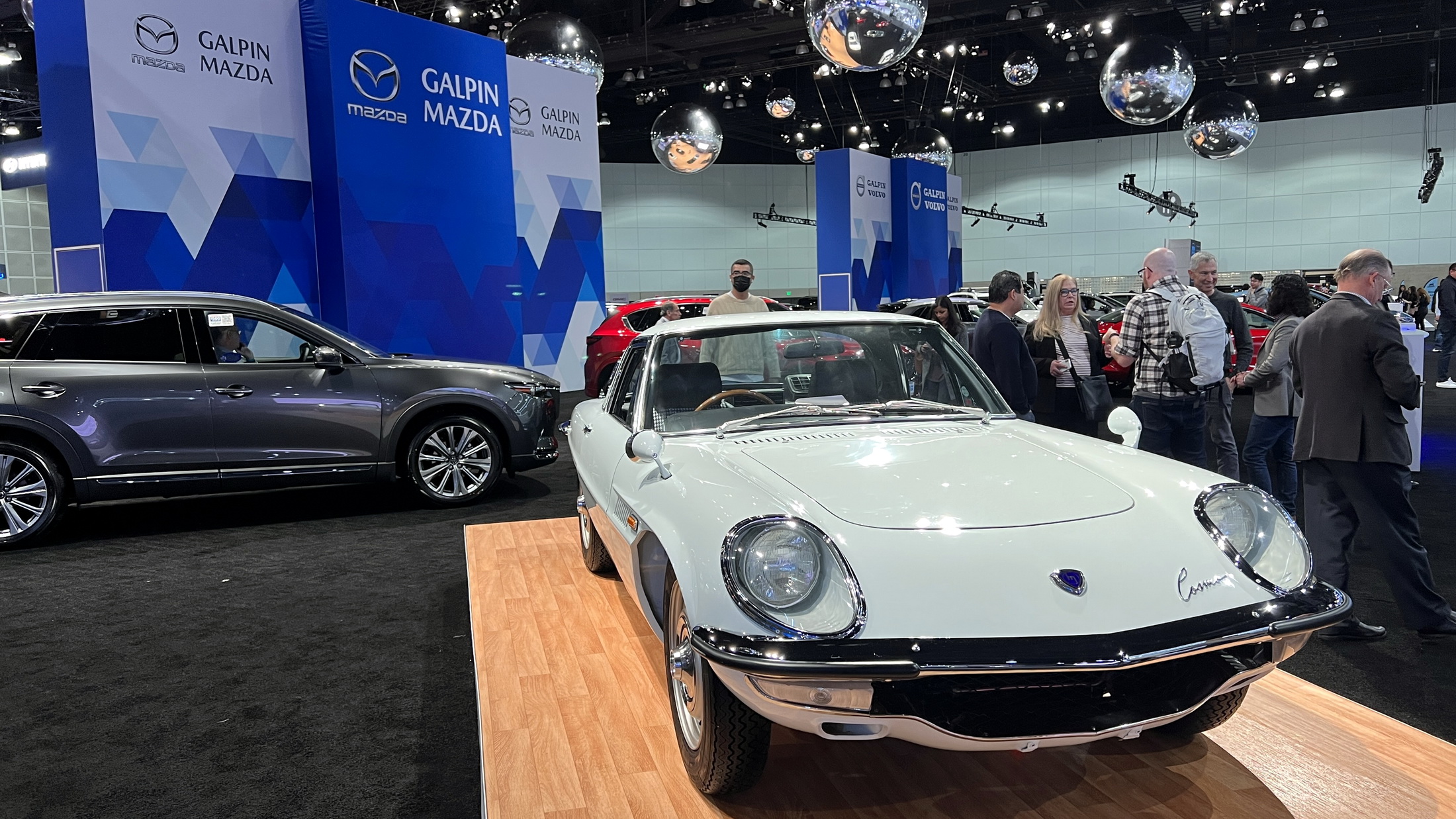 Your Mega Photo Gallery From The LA Auto Show