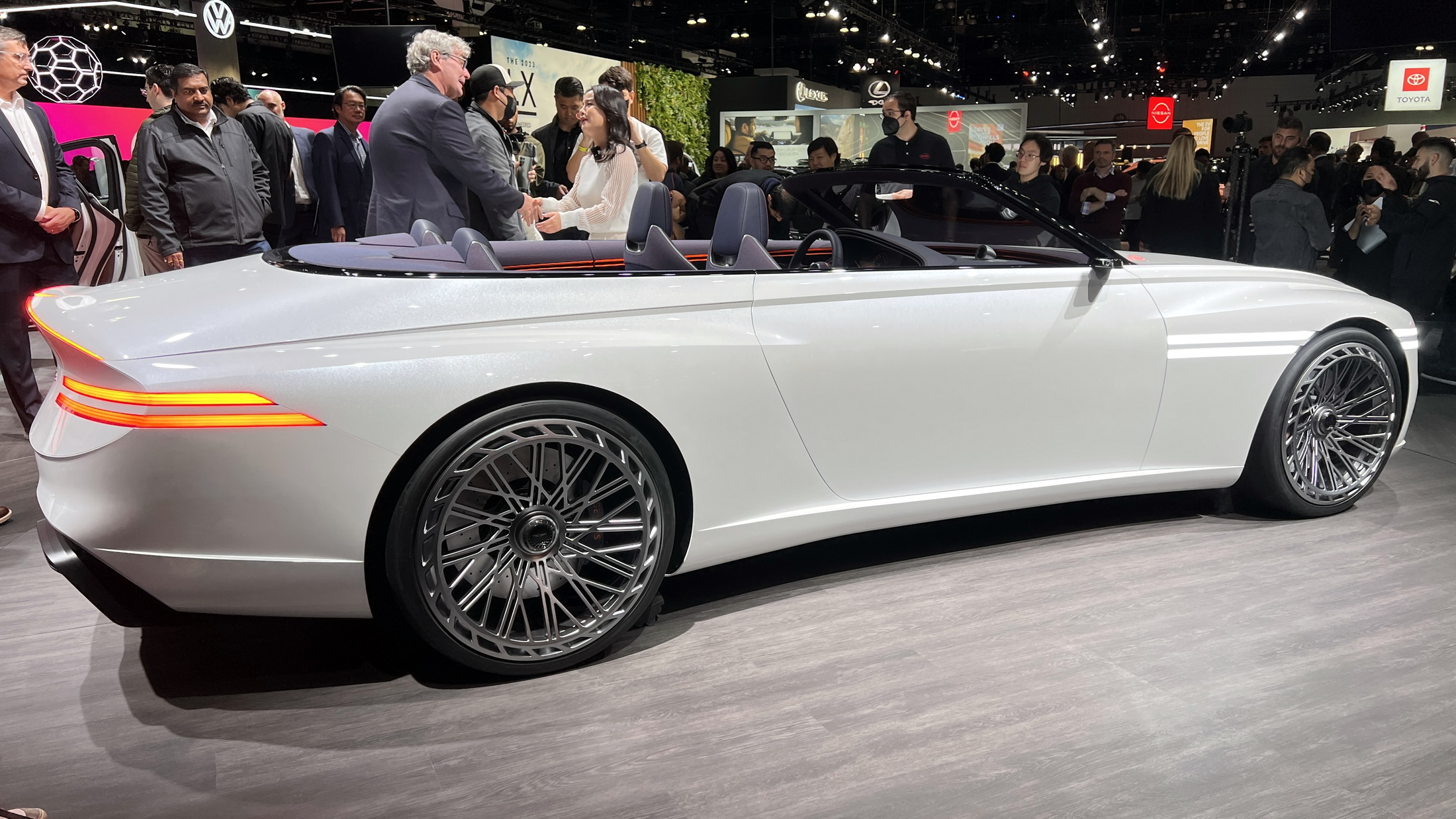 Your Mega Photo Gallery From The LA Auto Show