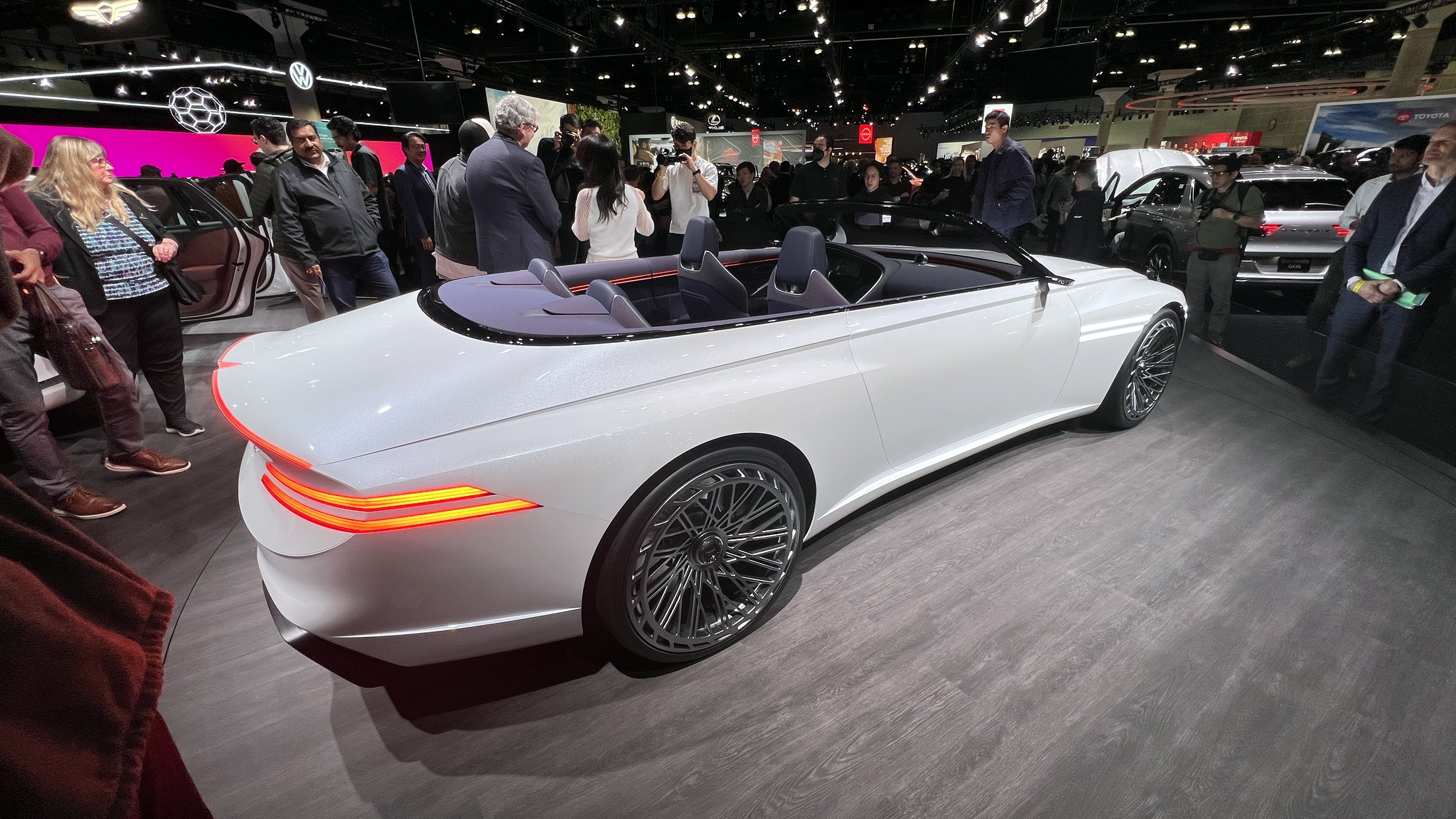 Your Mega Photo Gallery From The LA Auto Show