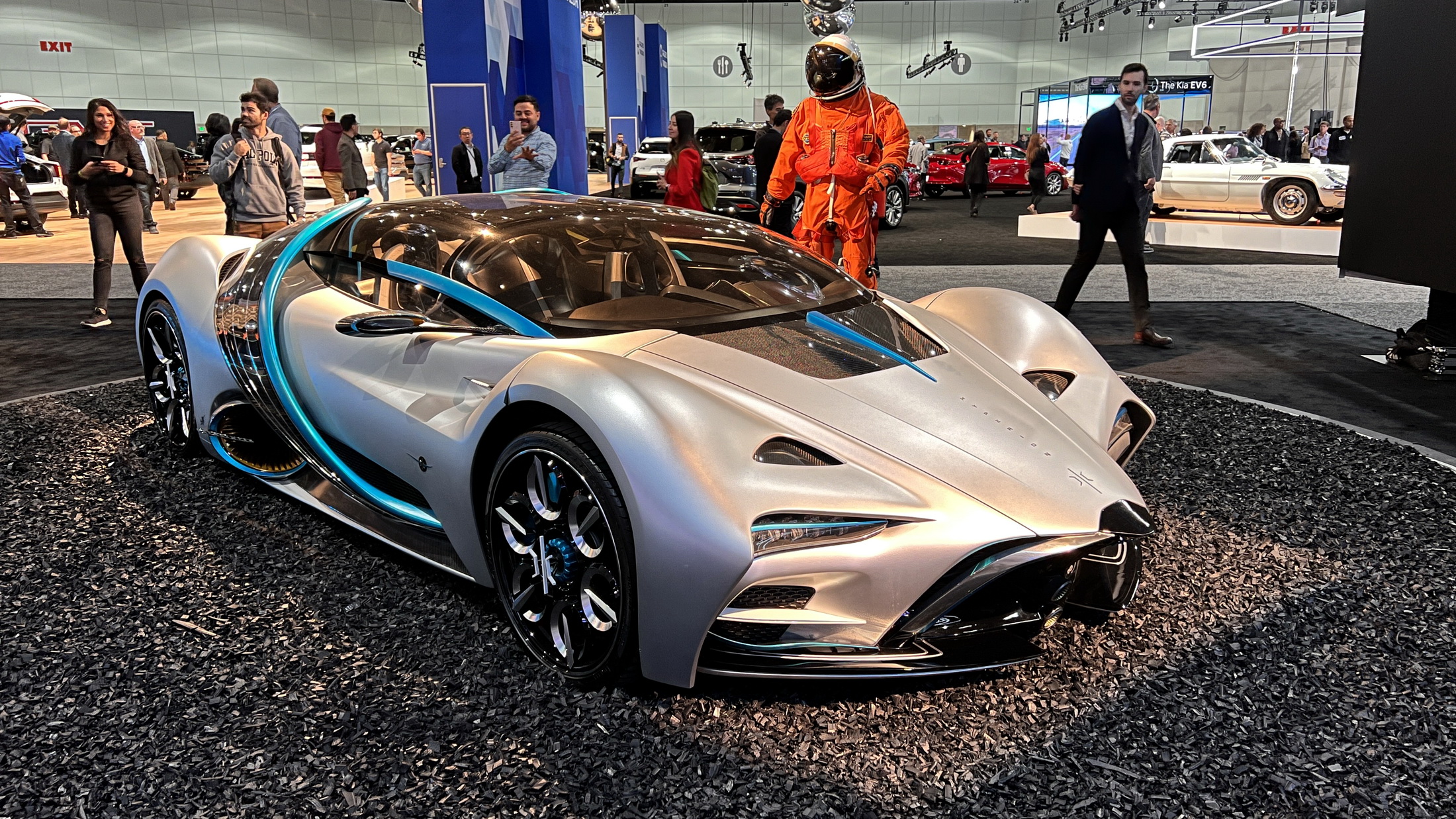 Your Mega Photo Gallery From The LA Auto Show