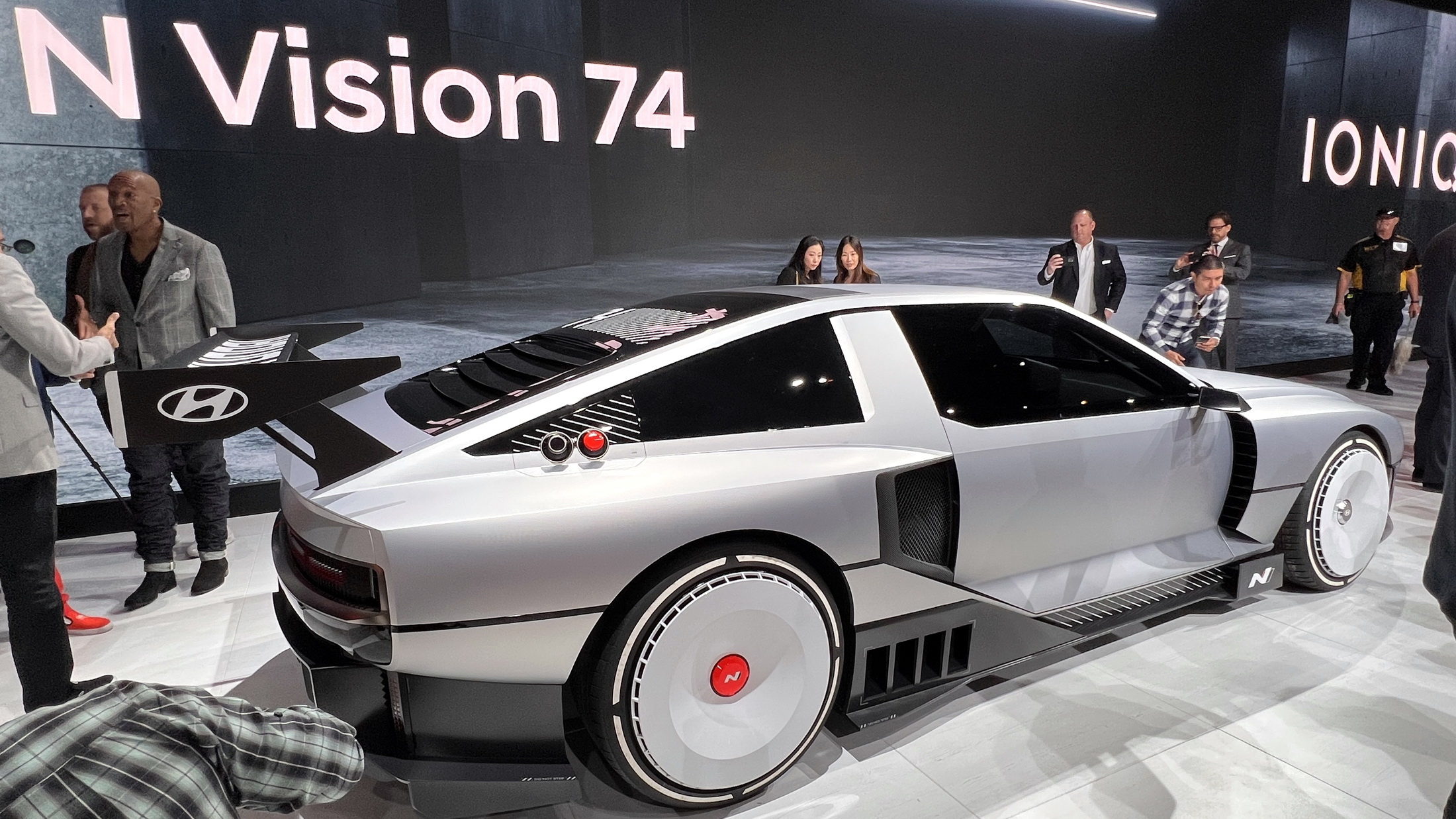 Your Mega Photo Gallery From The LA Auto Show