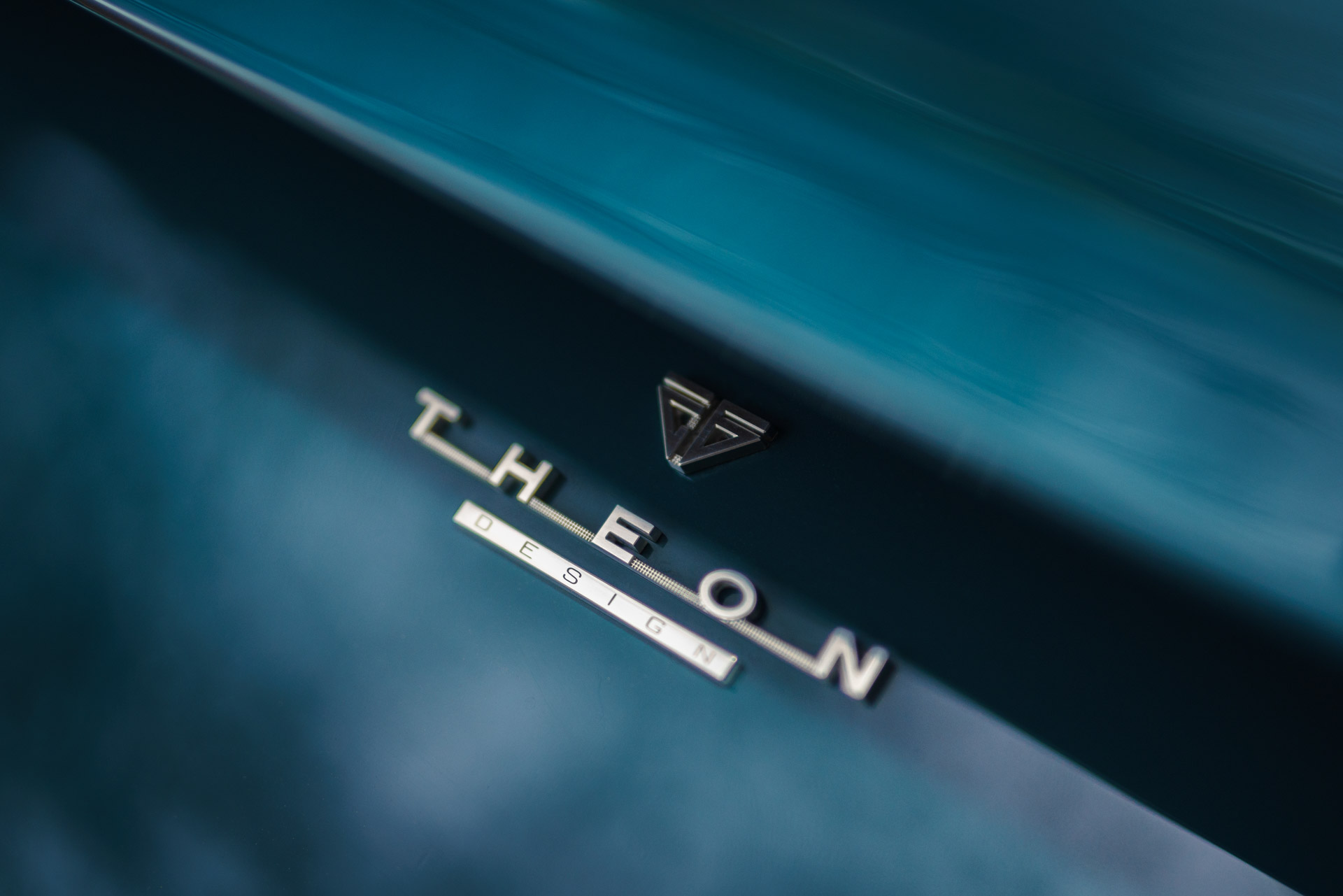 Driven: Supercharged Theon Design 911 Is A New Take On An Old Favorite