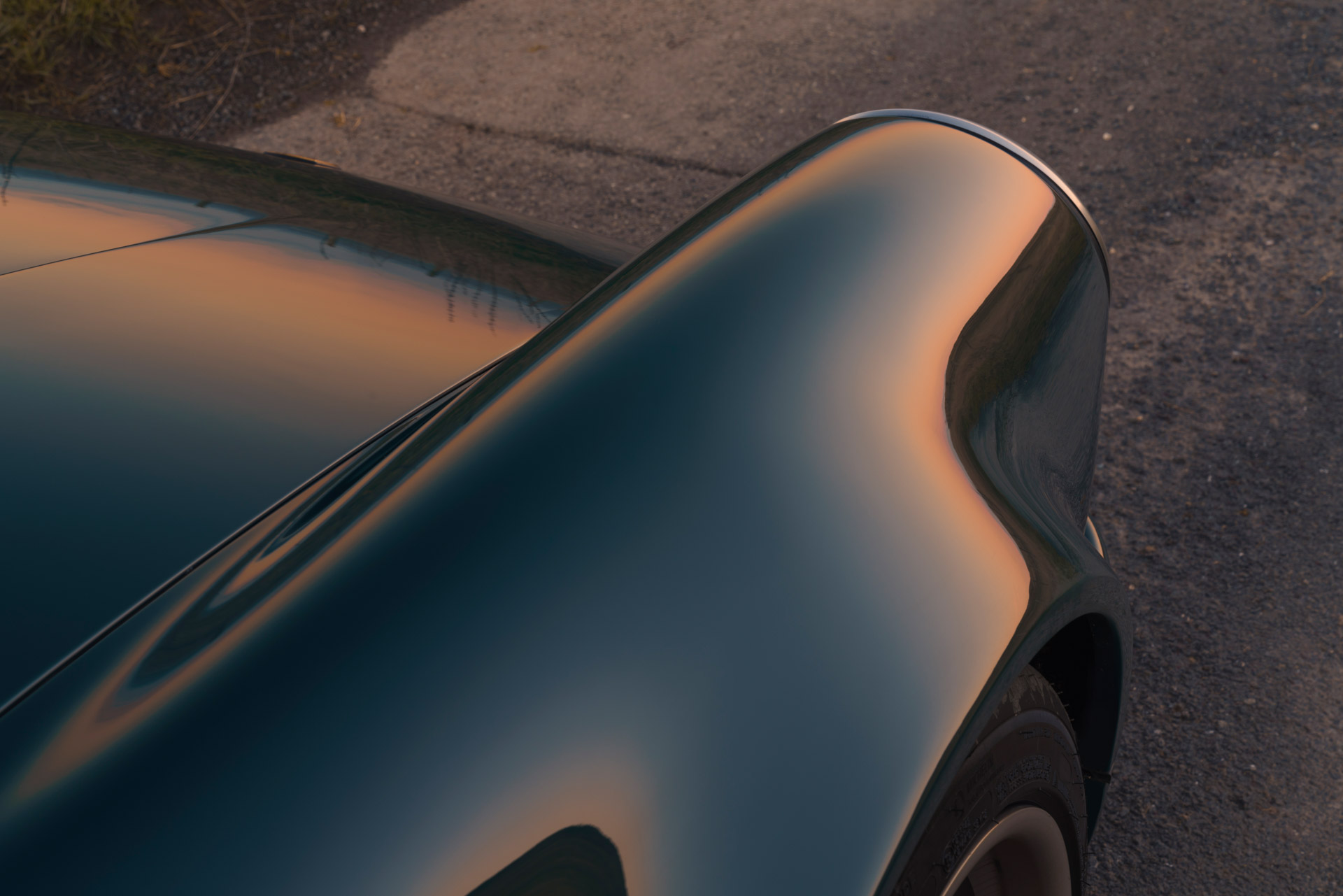 Driven: Supercharged Theon Design 911 Is A New Take On An Old Favorite