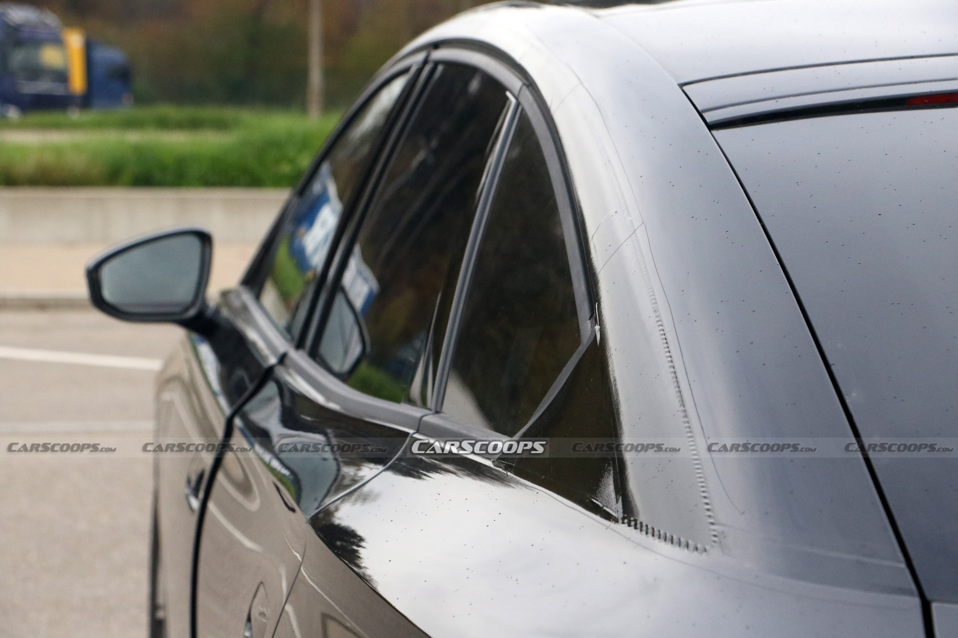Volkswagen ID.7 Thinks Rectangular Touchscreens Are For Squares