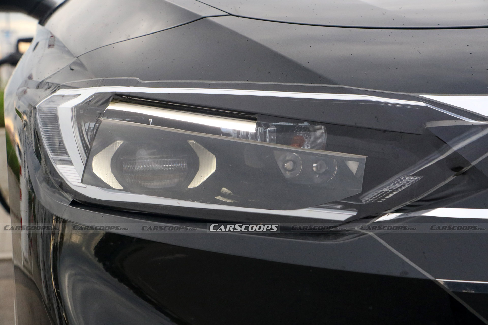 Volkswagen ID.7 Thinks Rectangular Touchscreens Are For Squares