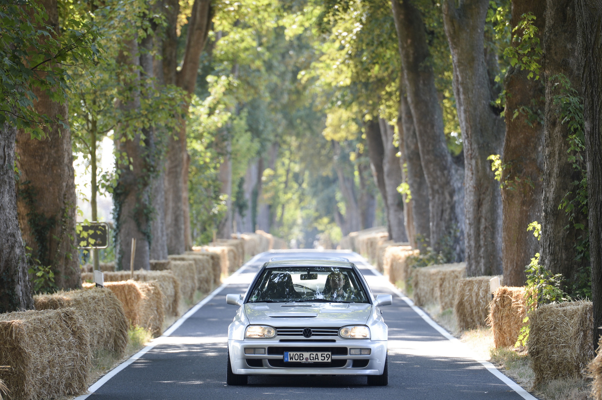 1993 VW Golf “Rallye” Prototype Is A WRC Homologation Special That Never Reached Production