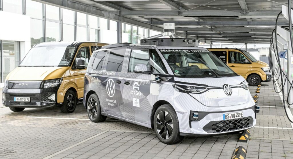  VW CEO Thinks Autonomous Cars Will Go Mainstream By 2030 Despite Challenges