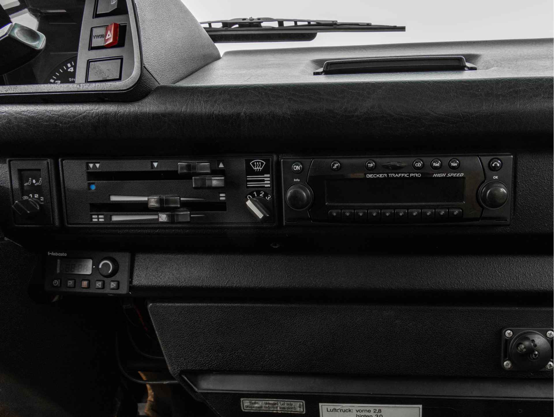 Don’t Let The Badges Fool You, This T3 B32 Is One Of The Rarest Porsches Ever Made