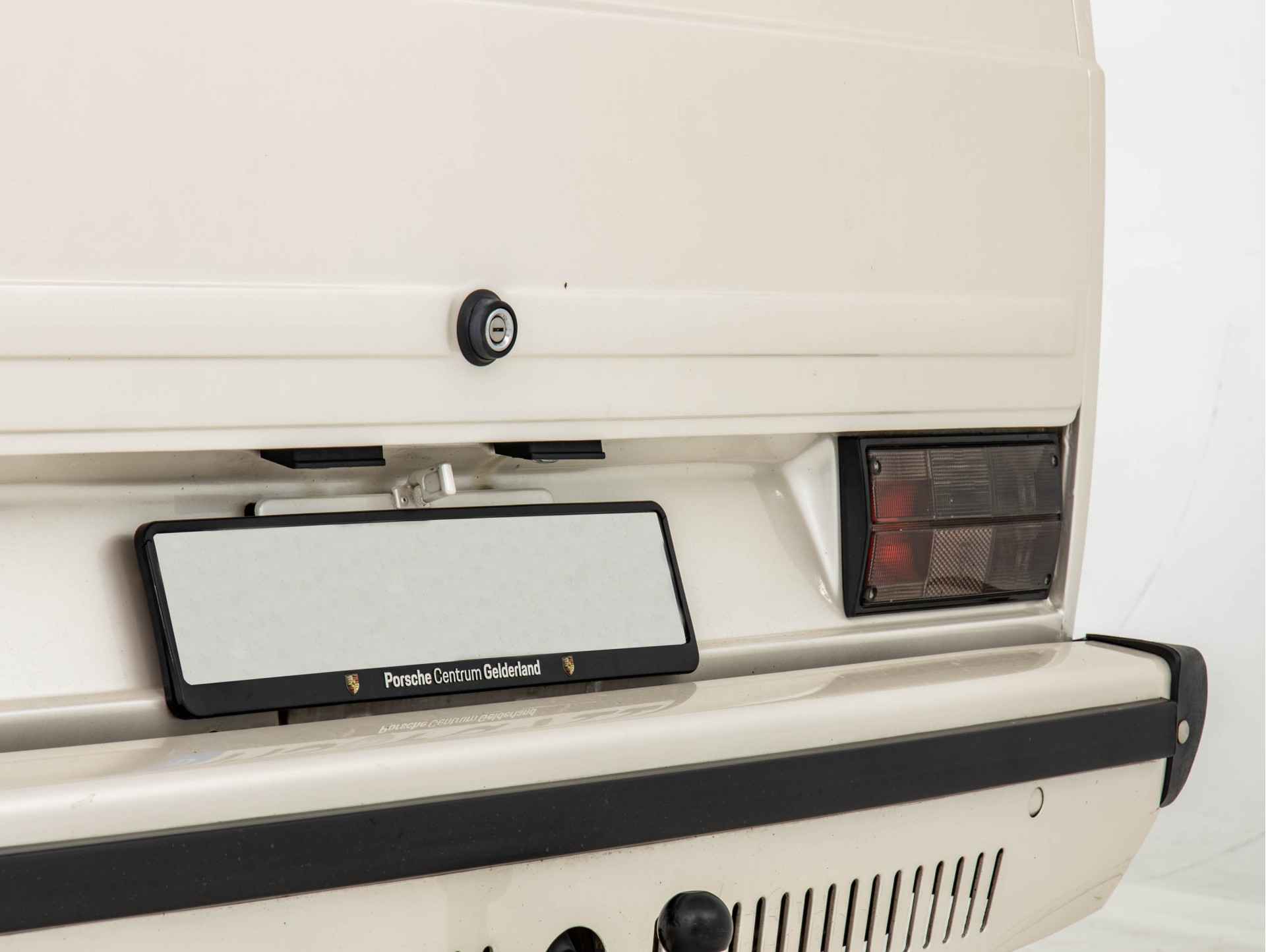 Don’t Let The Badges Fool You, This T3 B32 Is One Of The Rarest Porsches Ever Made