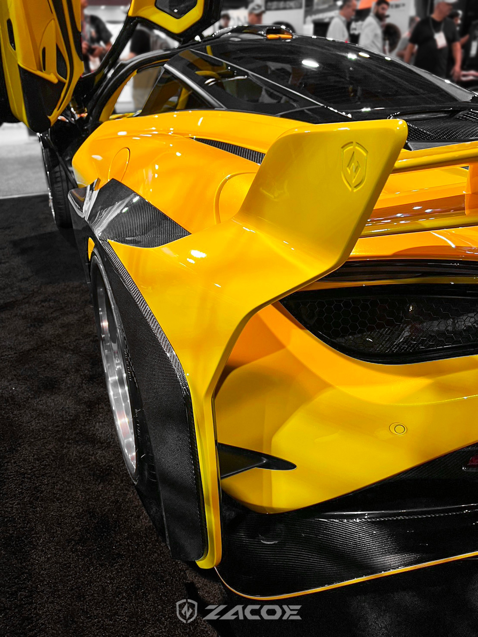 Zacoe’s McLaren 720S Takes SEMA By Storm With Carbon Fiber For Days