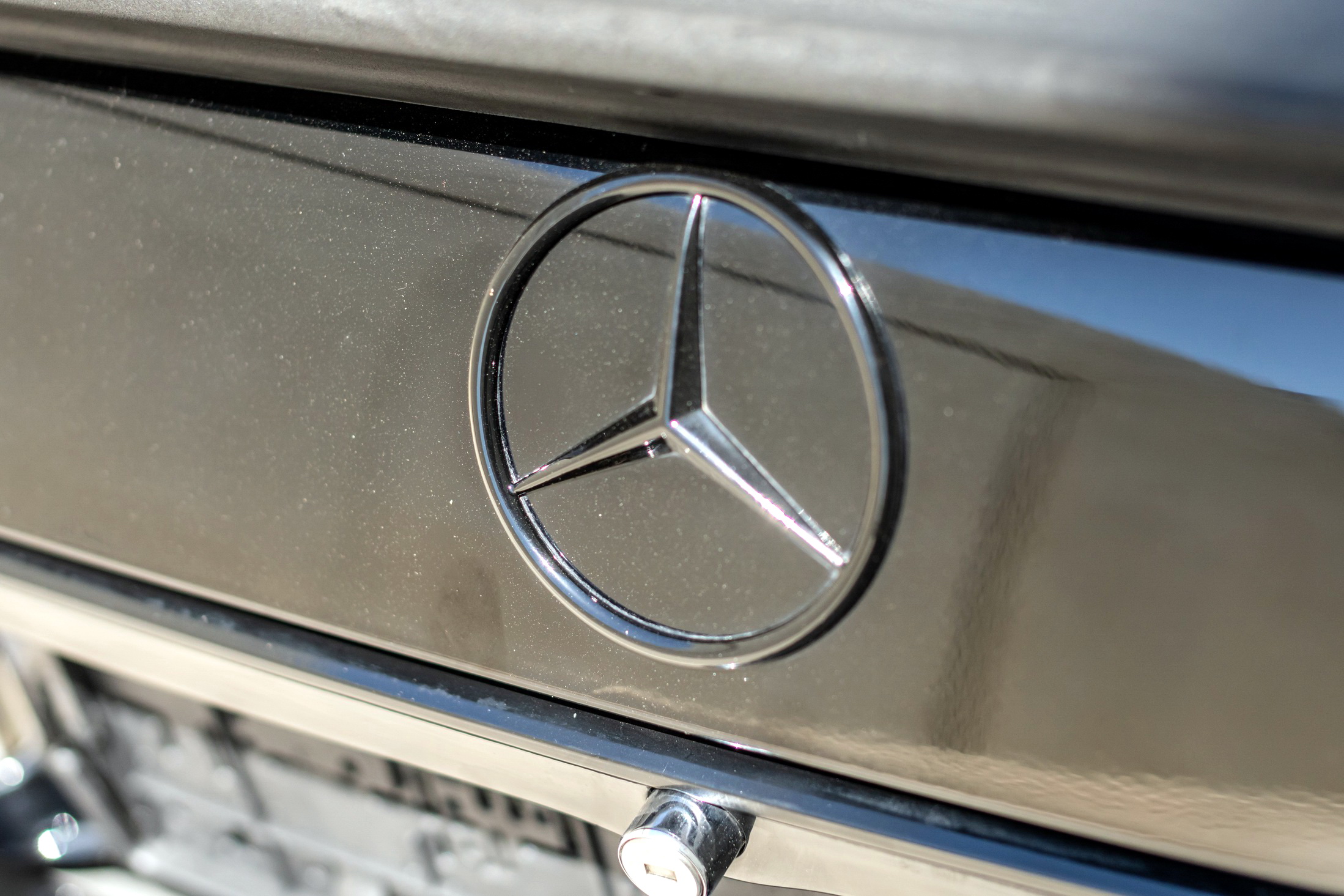 This Manual 1982 Mercedes-Benz 500 SL AMG 5.0 Is One Of Just 8 Built For America