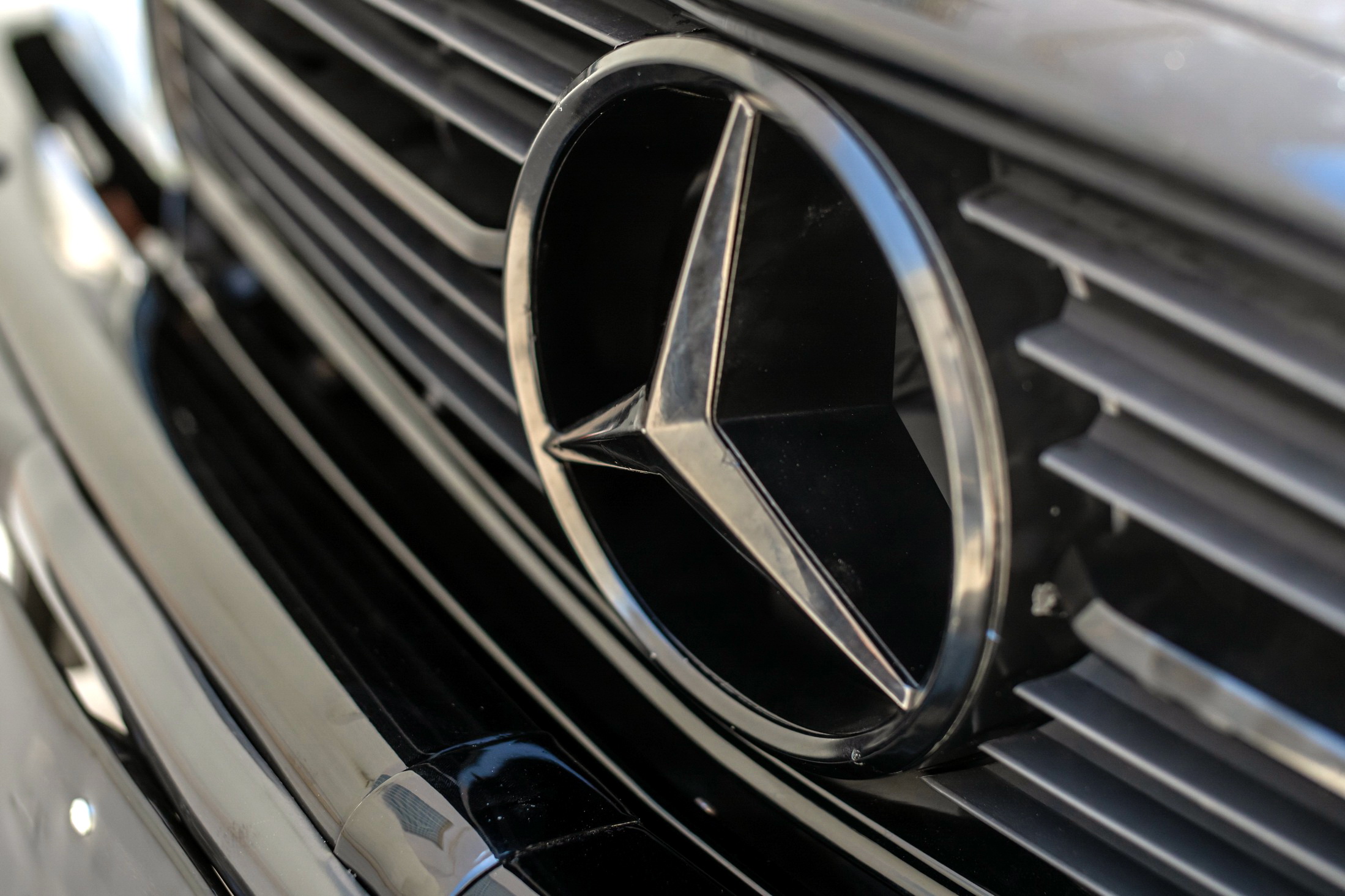 This Manual 1982 Mercedes-Benz 500 SL AMG 5.0 Is One Of Just 8 Built For America