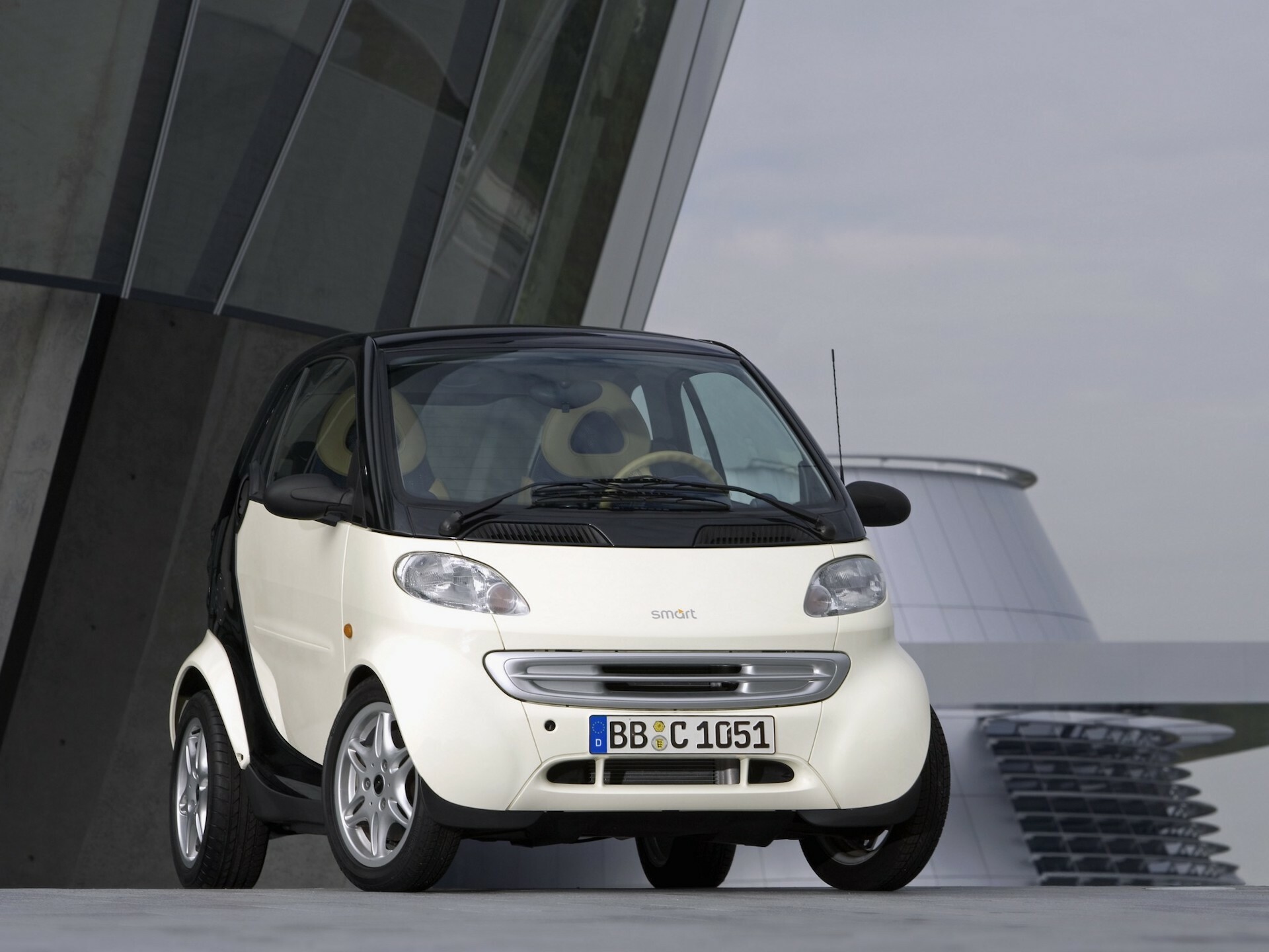 Smart’s Tiny ForTwo Is Back. Sort Of