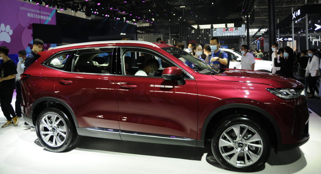  Driver Trapped In Car For 300 Miles After Cruise Control Gets Stuck On, Brakes Fail